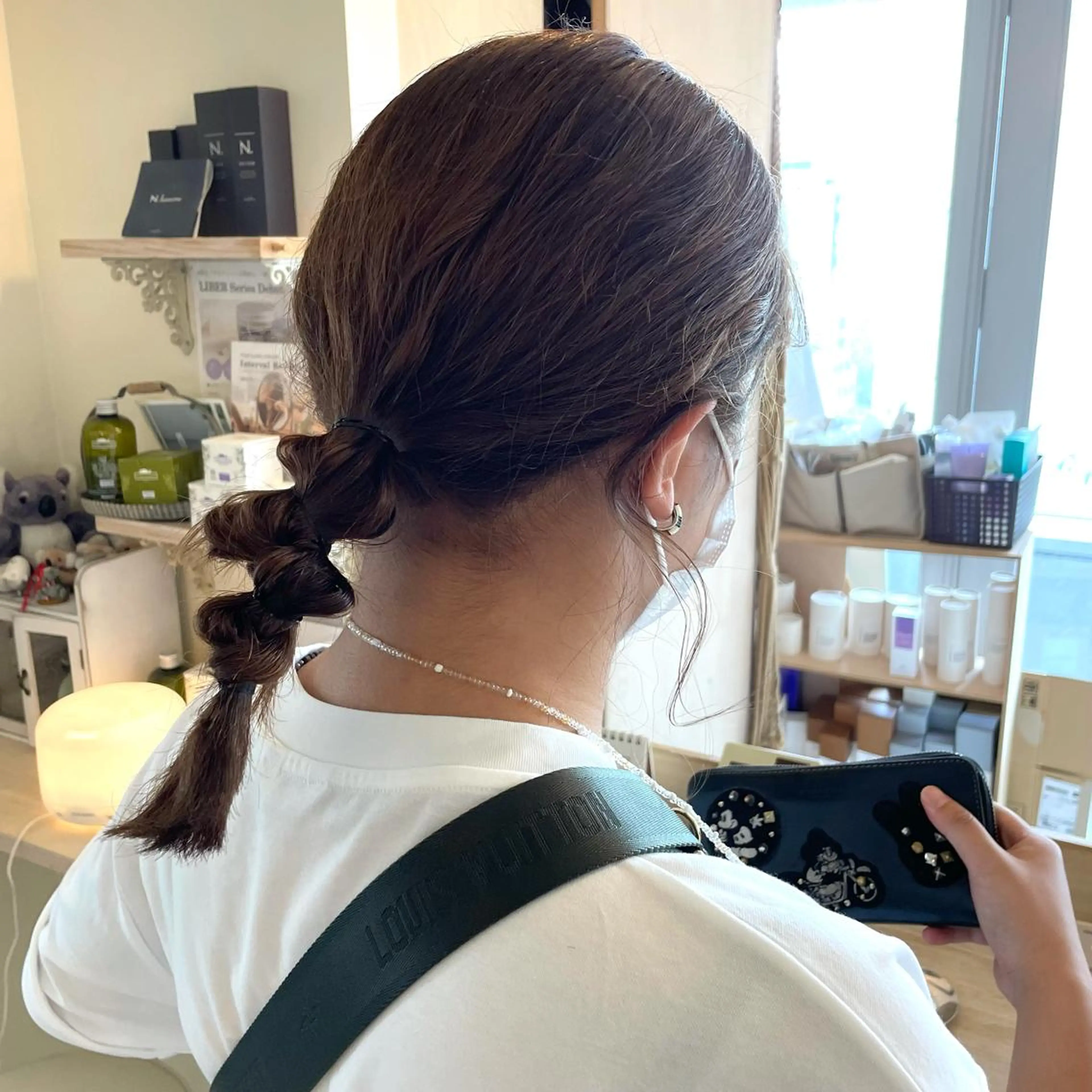 ミディアム アッシュ ボブウルフ／ボブ Satsukiのヘアスタイル