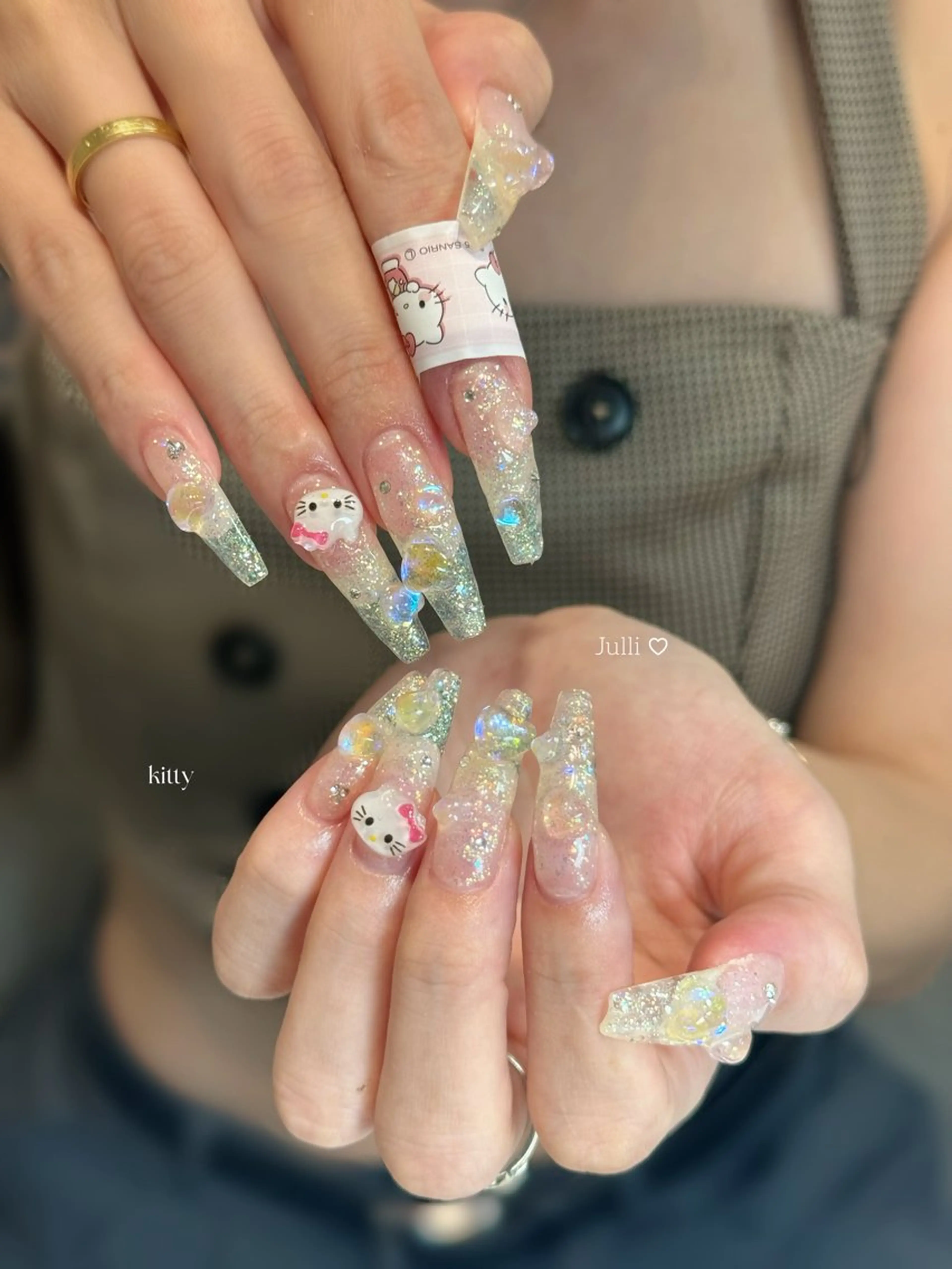 ネイル フレンチネイル ジェルネイル キラキラネイル 韓国ネイル マグネットネイル ハンドネイル Julli nail studio所属・Julli NailStudioのネイルデザイン
