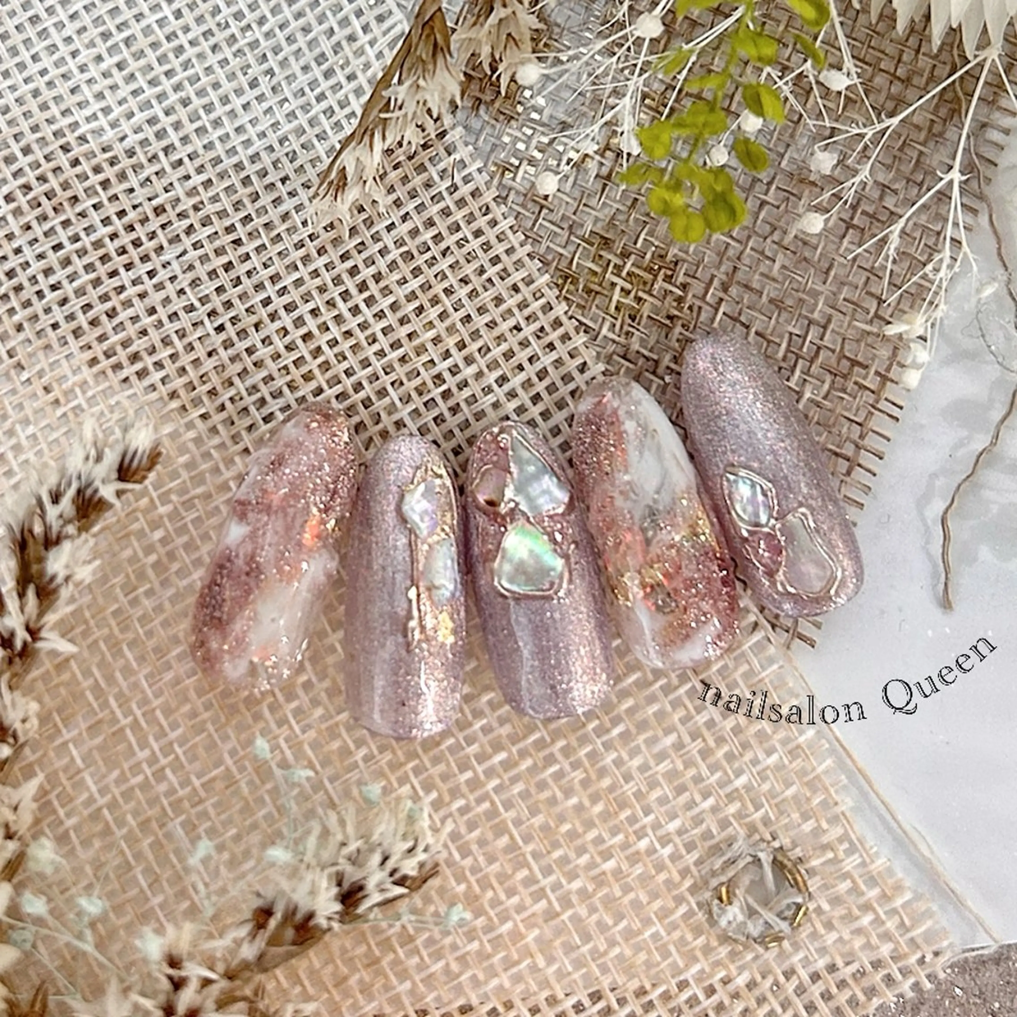 ネイル ネイルサロンクイーン 東京/新宿/大久保のネイルデザイン