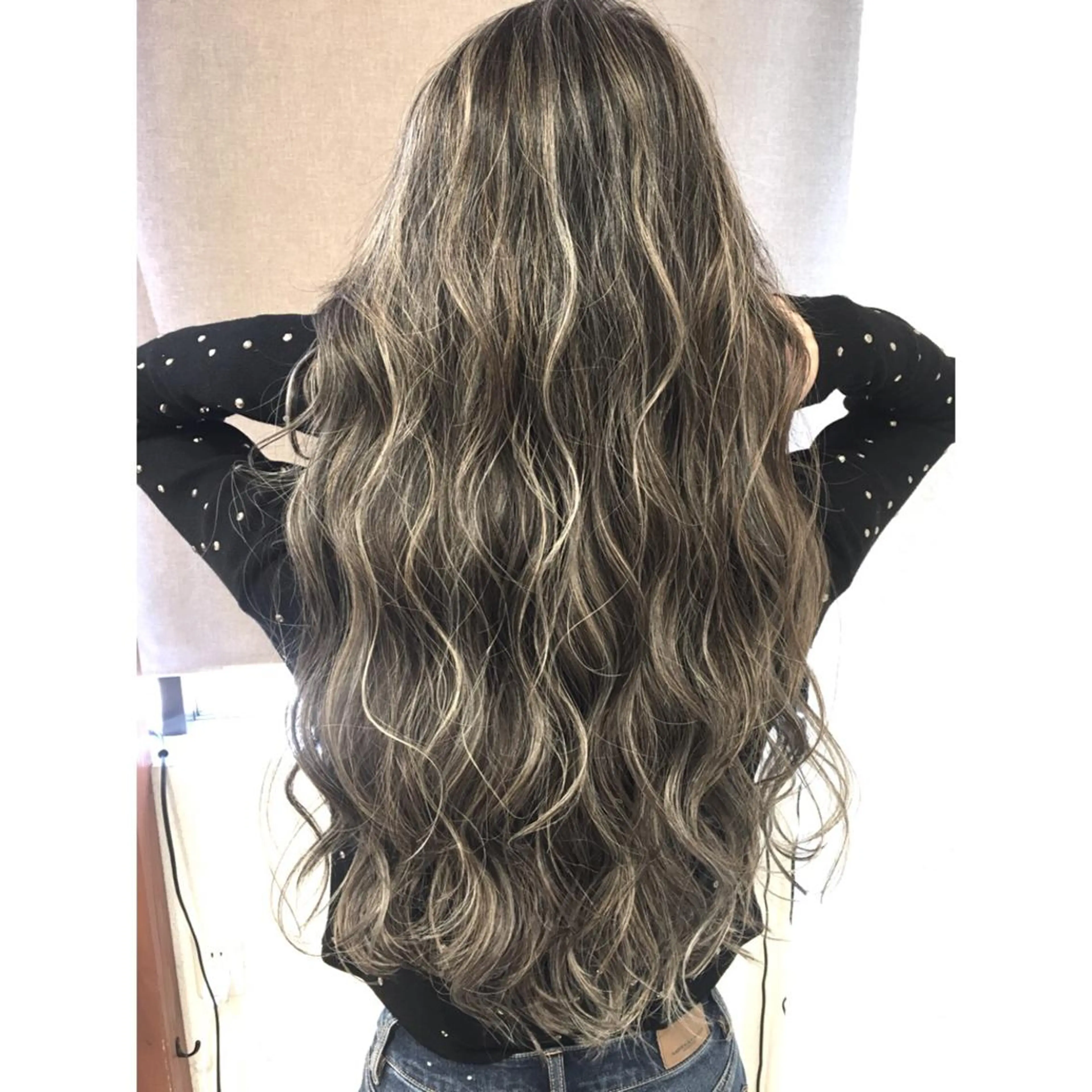 ロング カラー ネイル マツエク・マツパ ハイライトカラー 3Dハイライト ハイライト ヘアカラー トリートメント 井上 一平のヘアスタイル