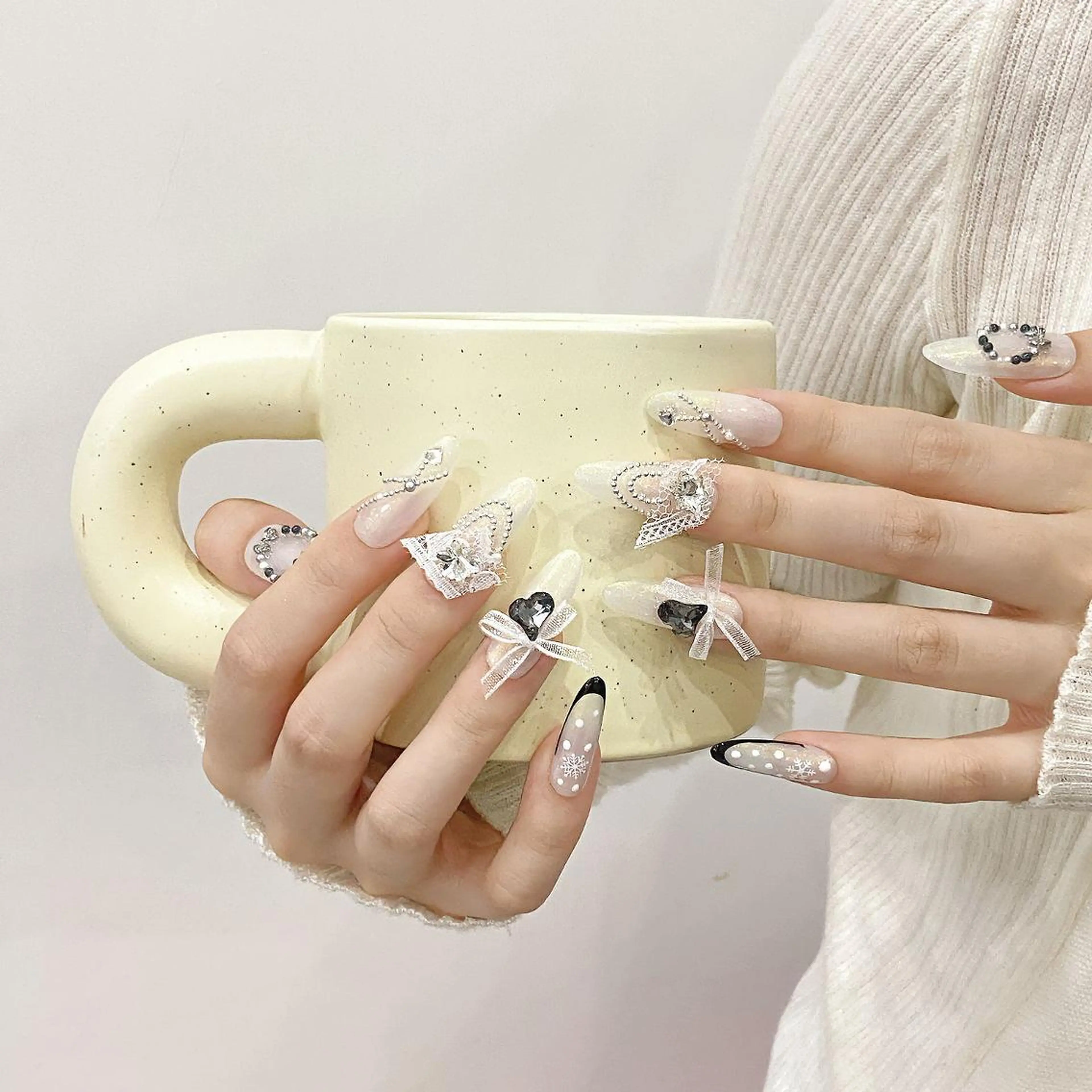 ネイル ジェルネイル ネイルチップ ハンドネイル ハンドケア ✨みゆき ✨のネイルデザイン