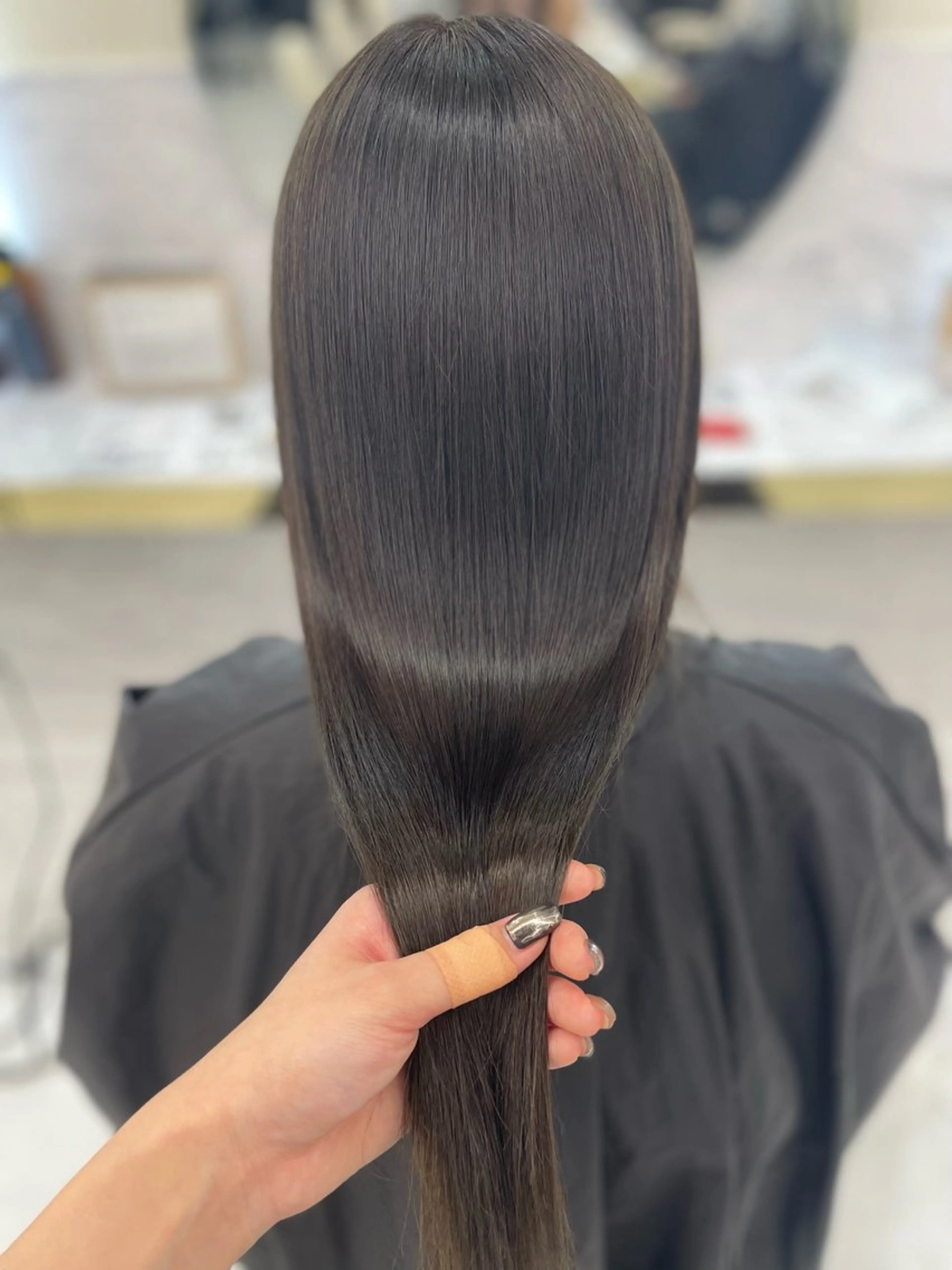 セミロング カット 縮毛矯正 似合わせのプロ🕊 美髪矯正/ioriのヘアスタイル