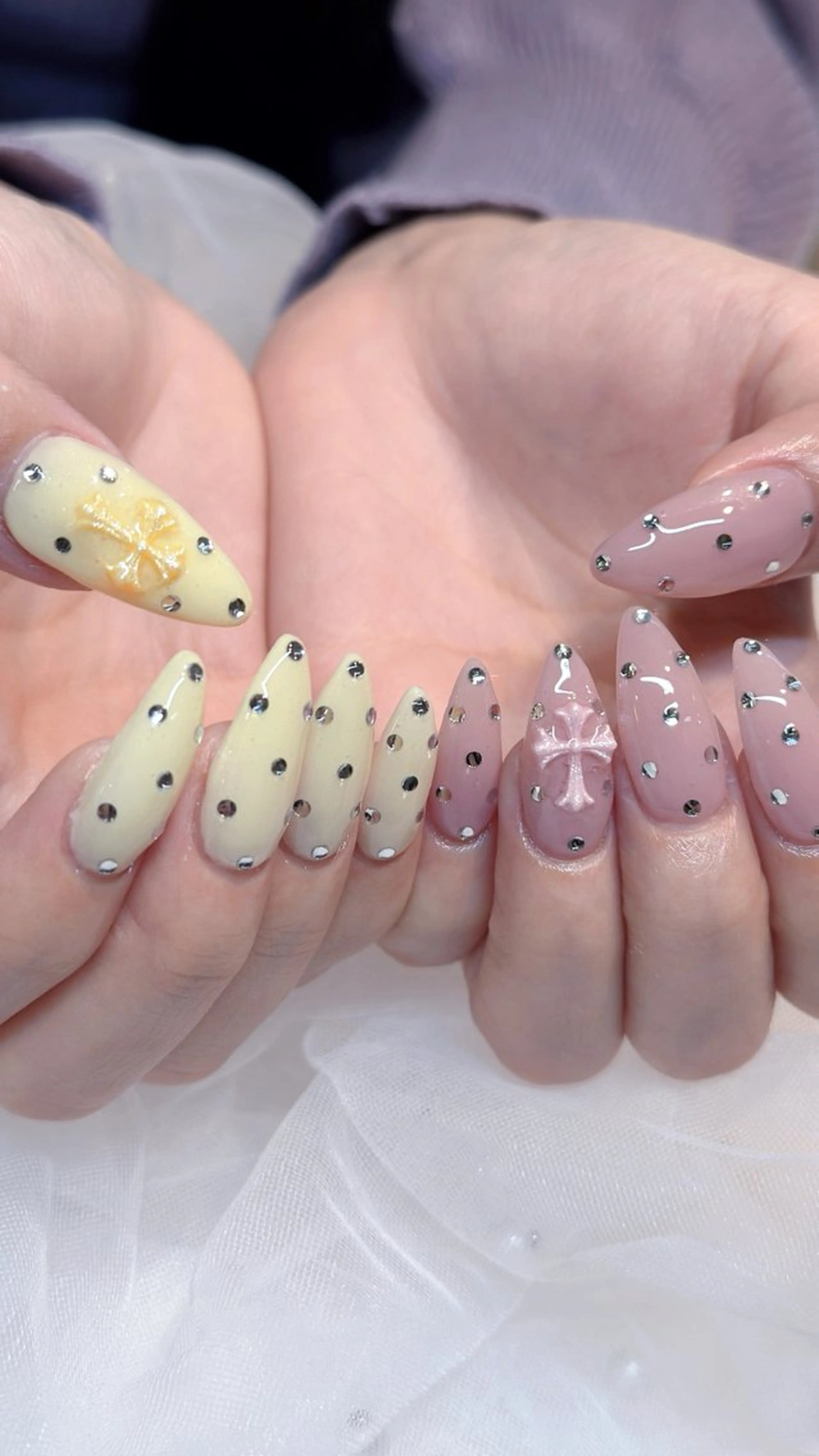 ネイル ハンドネイル 𝐘𝐔𝐊𝐈 💖のネイルデザイン