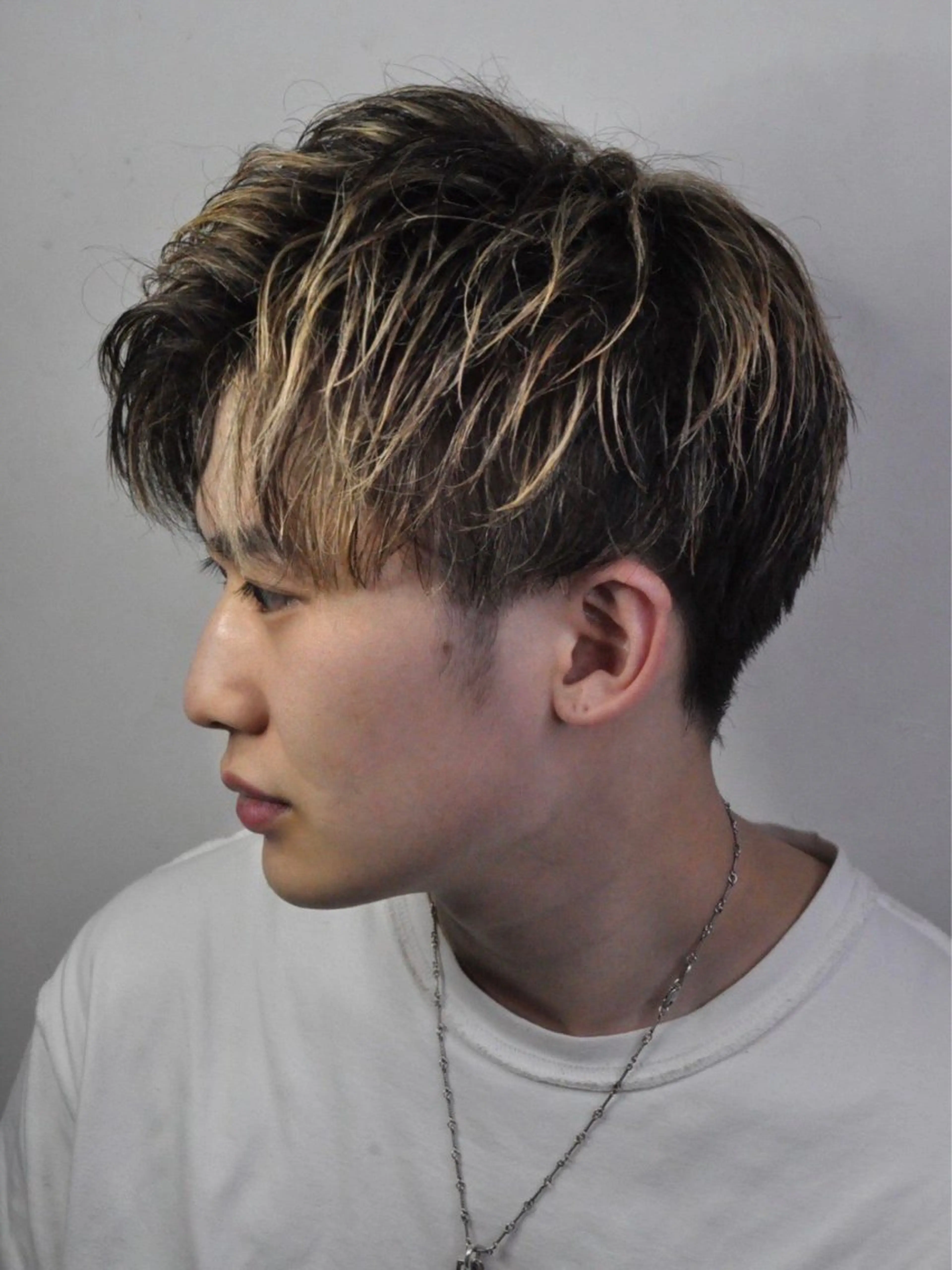 ミディアム カラー メンズ EN所属・EN 長澤 友吾のヘアスタイル