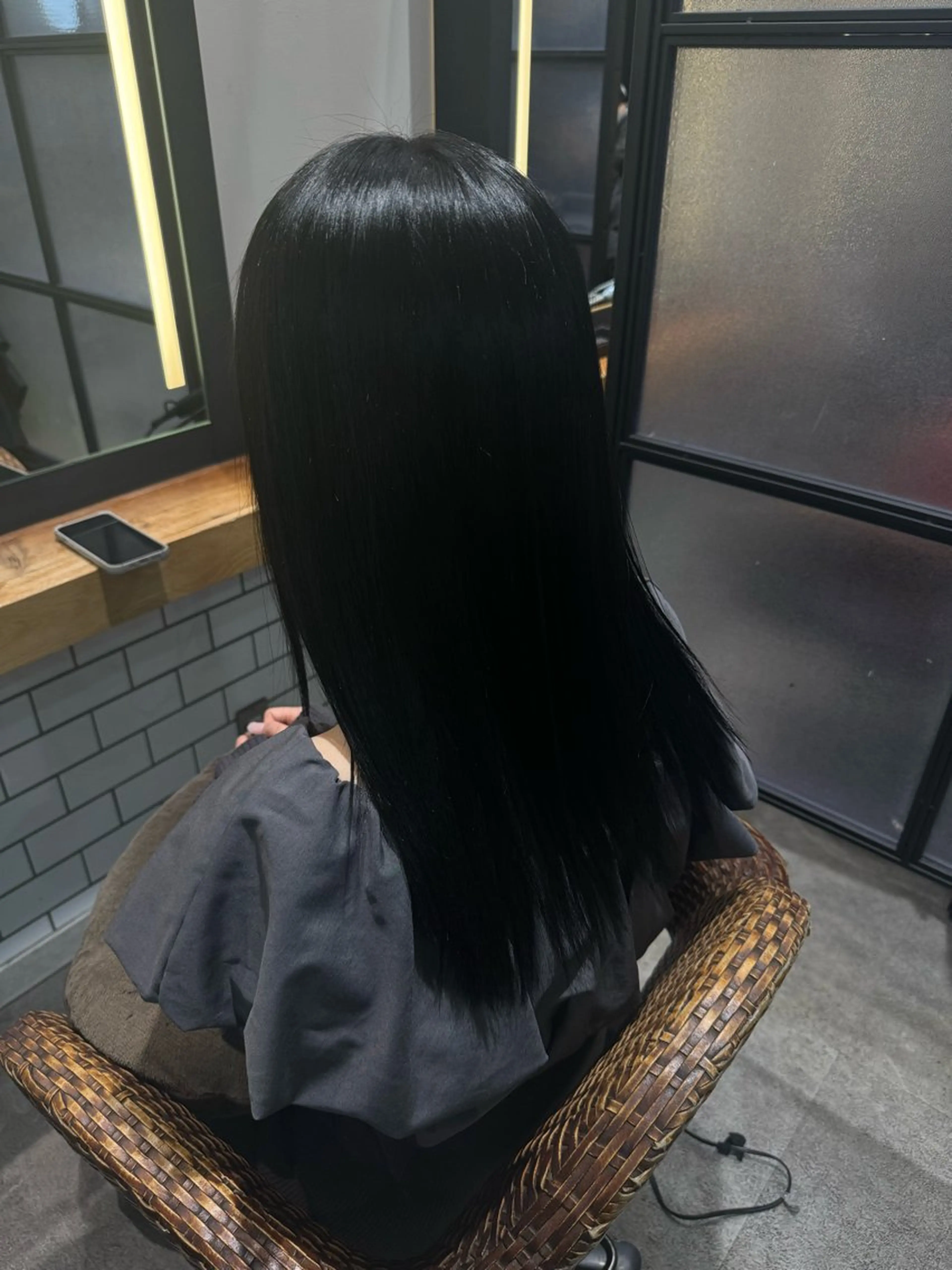 ロング カラー 黒髪 ロング ヘッドスパ red neo あいりのヘアスタイル