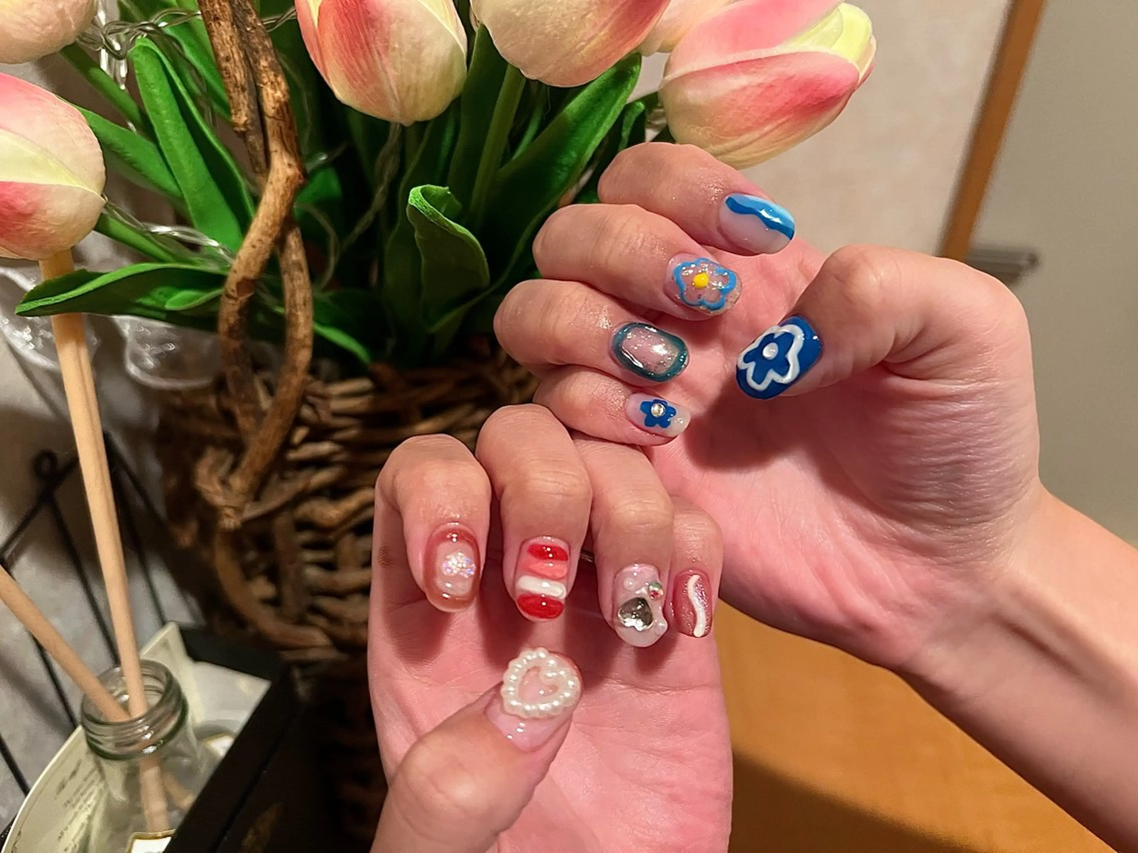 ネイル フラワーネイル ニュアンスネイル be.me yuunaのネイルデザイン