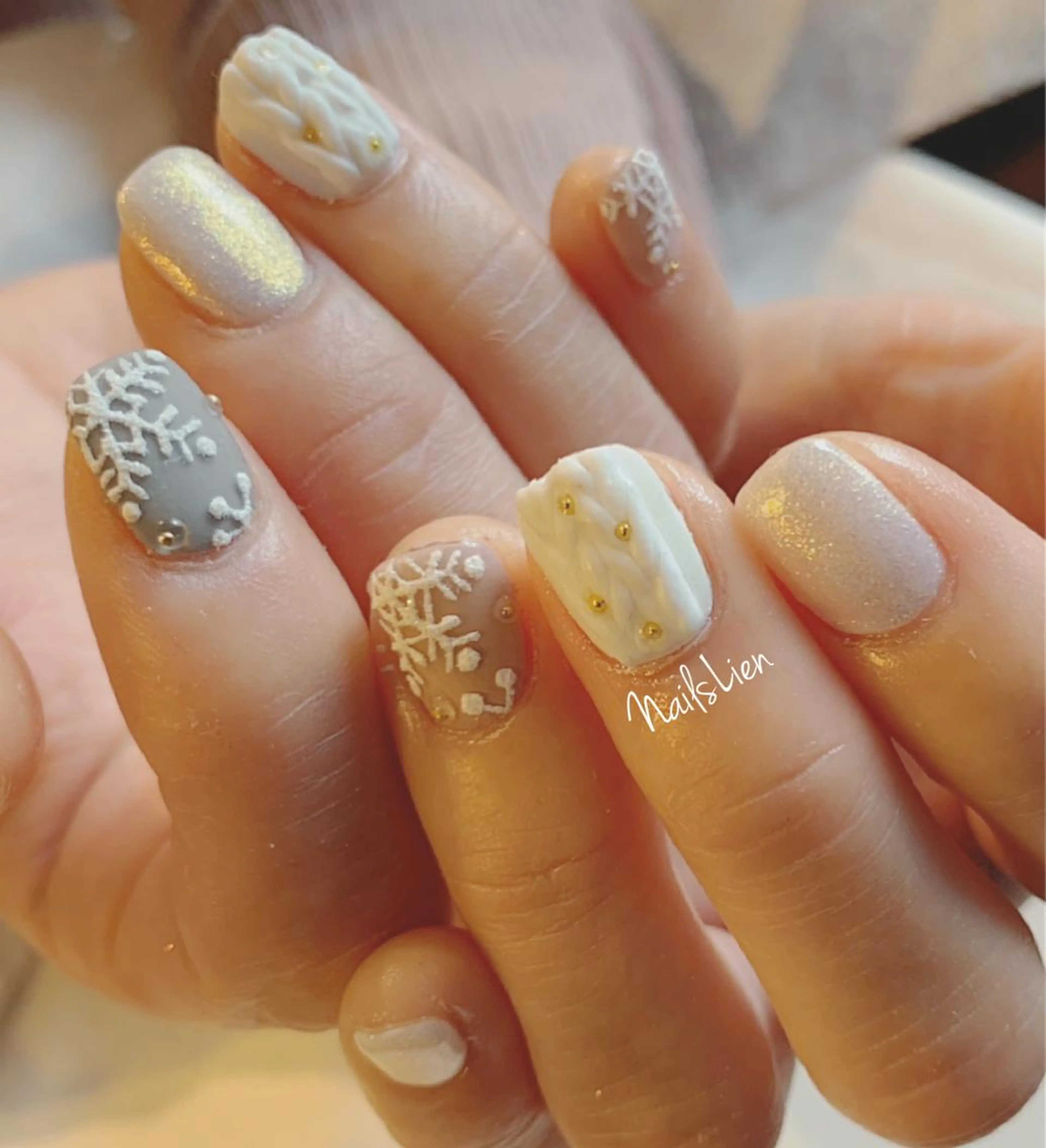 ネイル マットネイル 冬ネイル 凛 リンのネイルデザイン