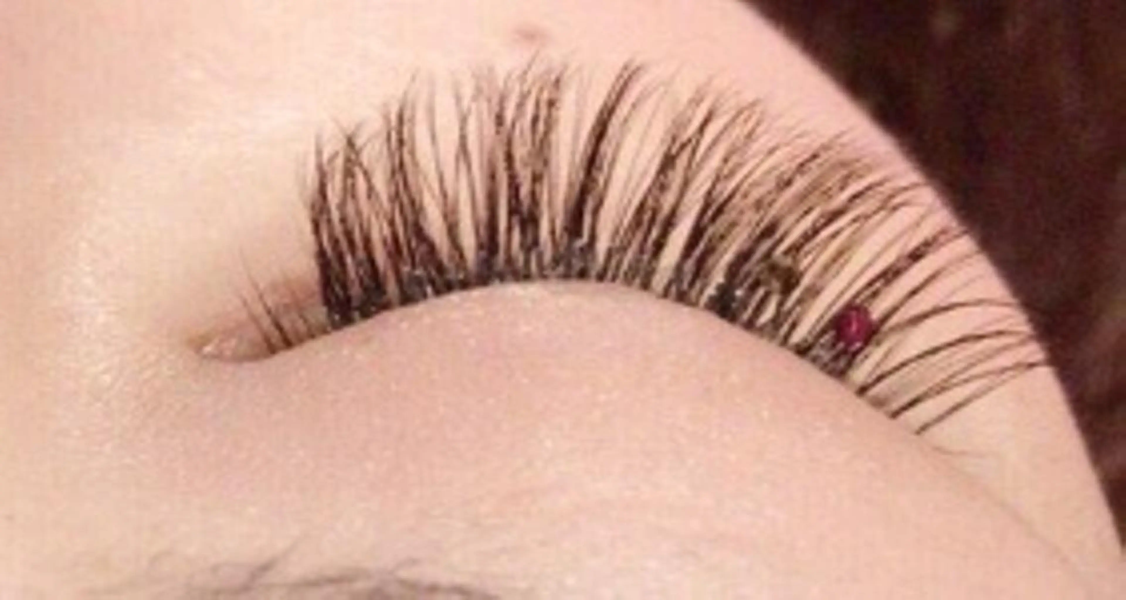 マツエク・マツパ 艶髪育成サロン 京橋 shinのヘアスタイル