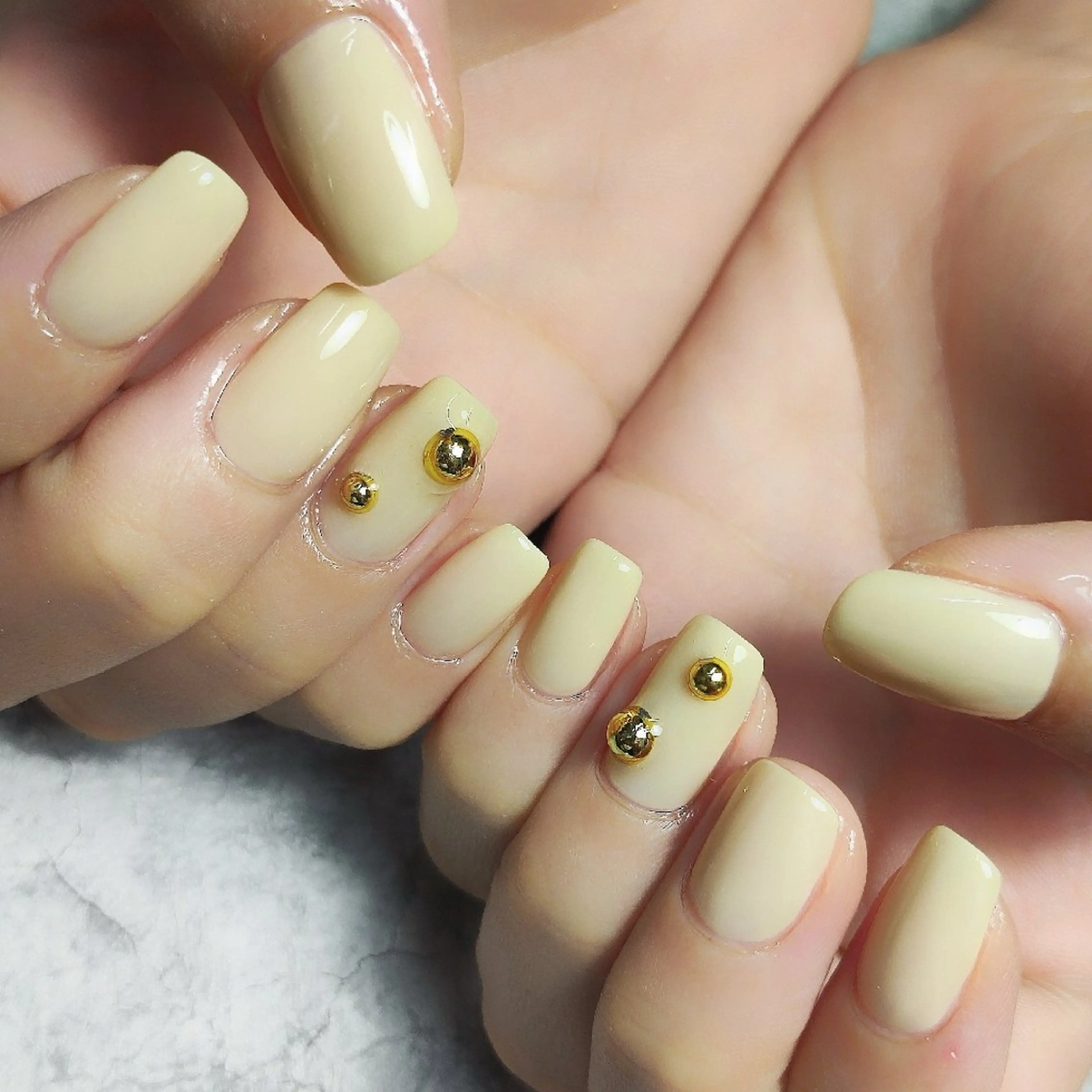 ネイル ホワイト ハンドネイル 個人サロン saltnailのネイルデザイン