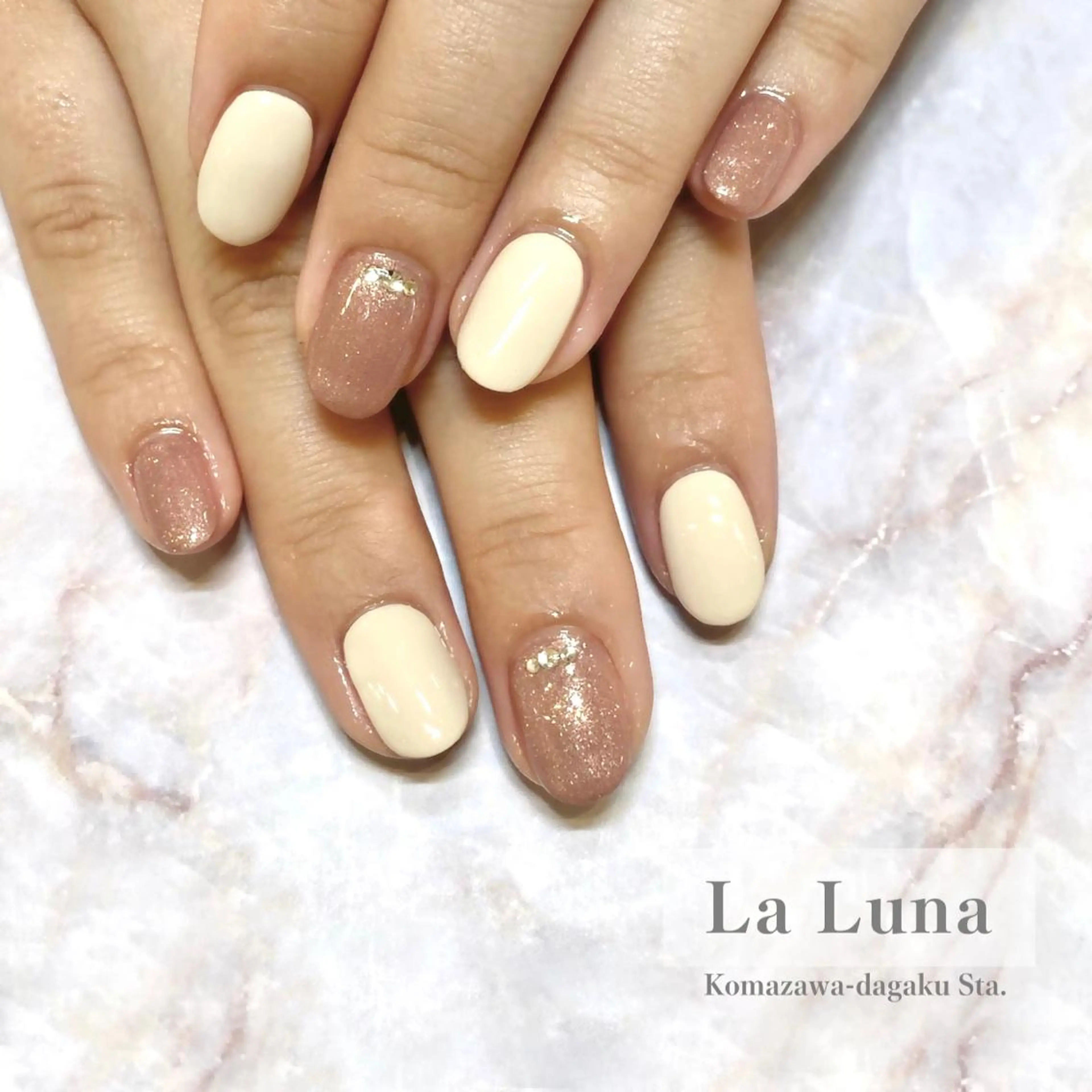 ネイル ワンカラーネイル ＬａＬｕｎａ🌙 natsukiのネイルデザイン