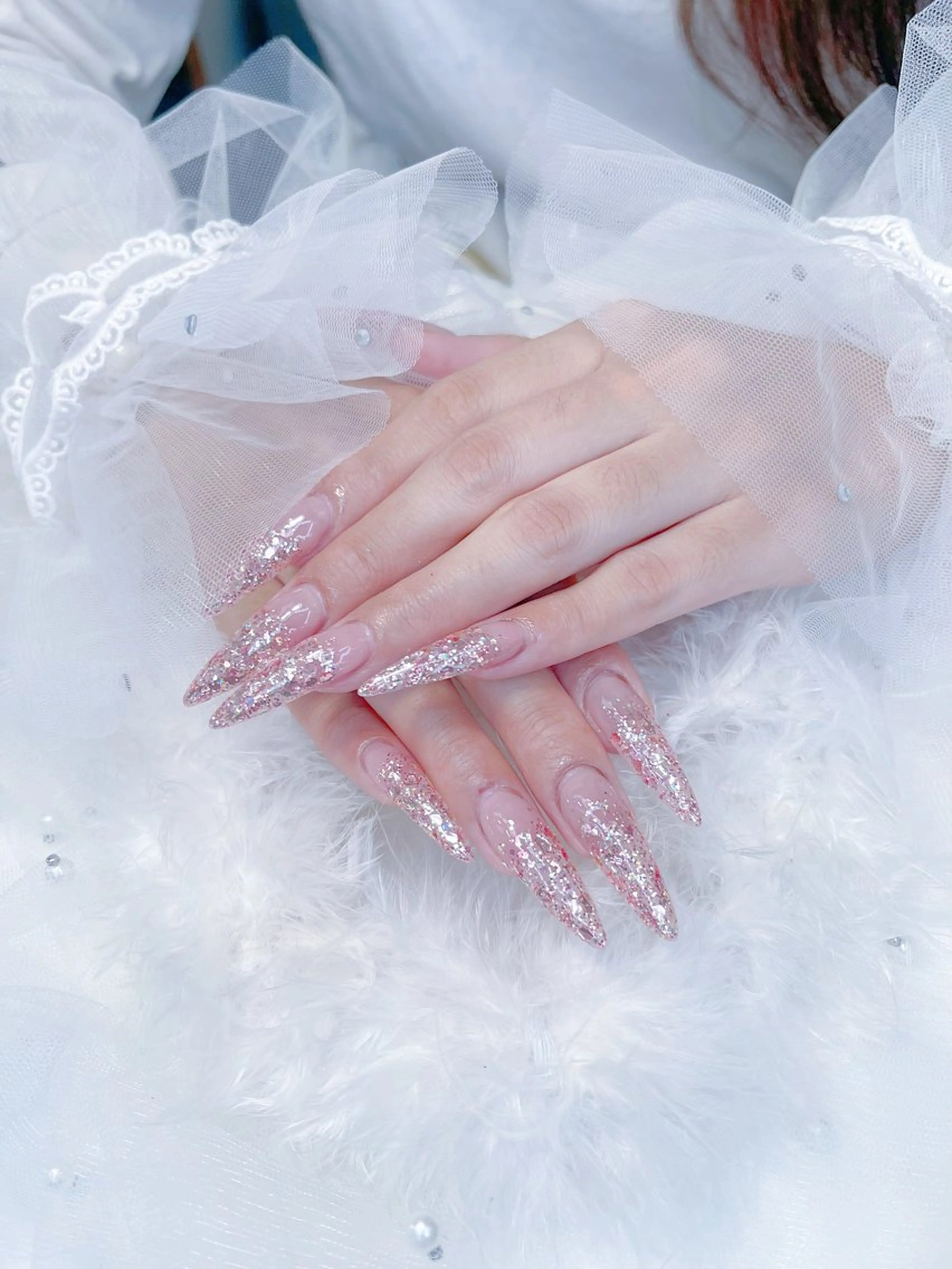 セミロング ハンドネイル Bibi beauty spa Osaka所属・Bibi nail Osakaのネイルデザイン