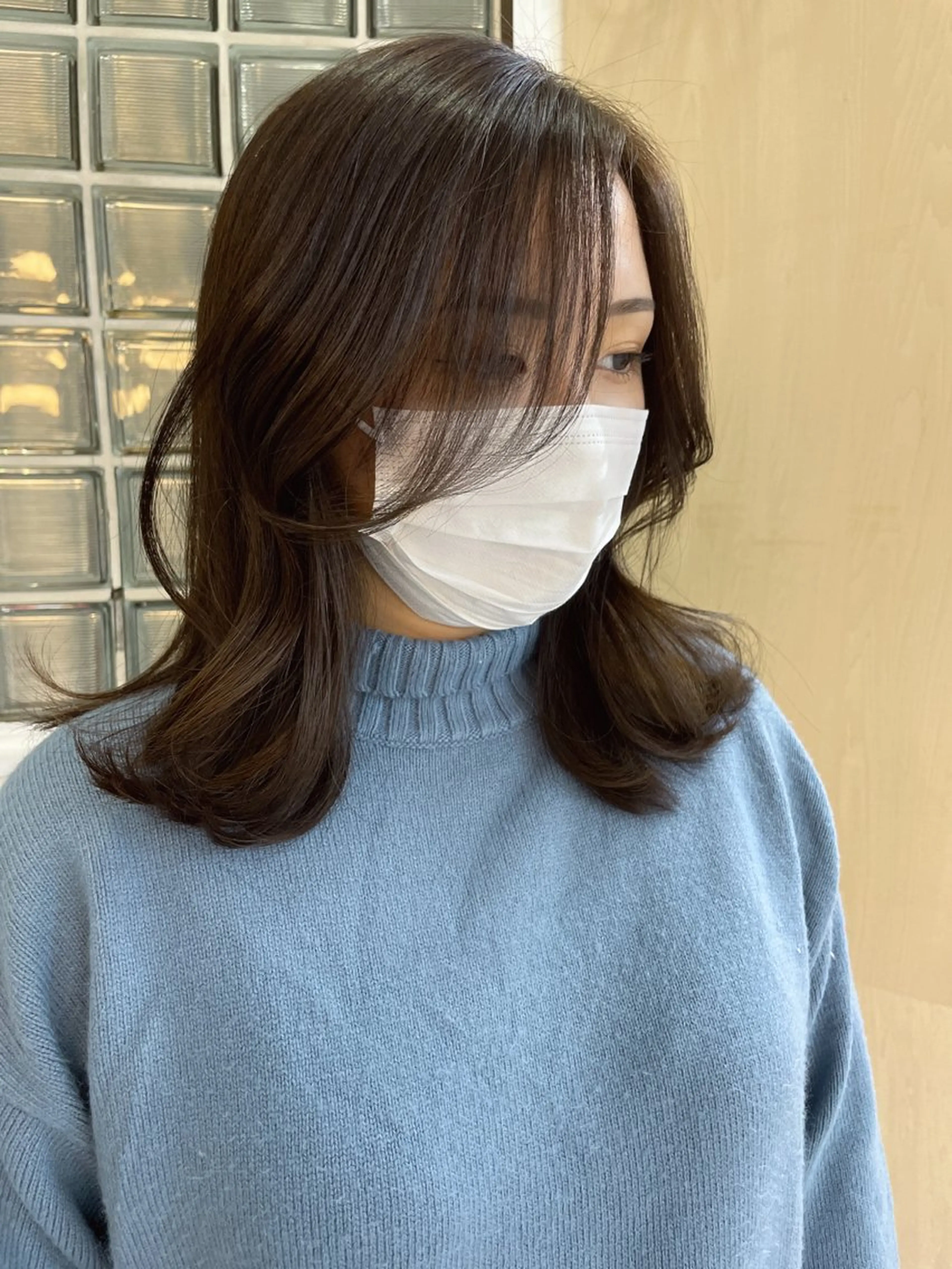 ミディアム カラー JIEN MIUのヘアスタイル