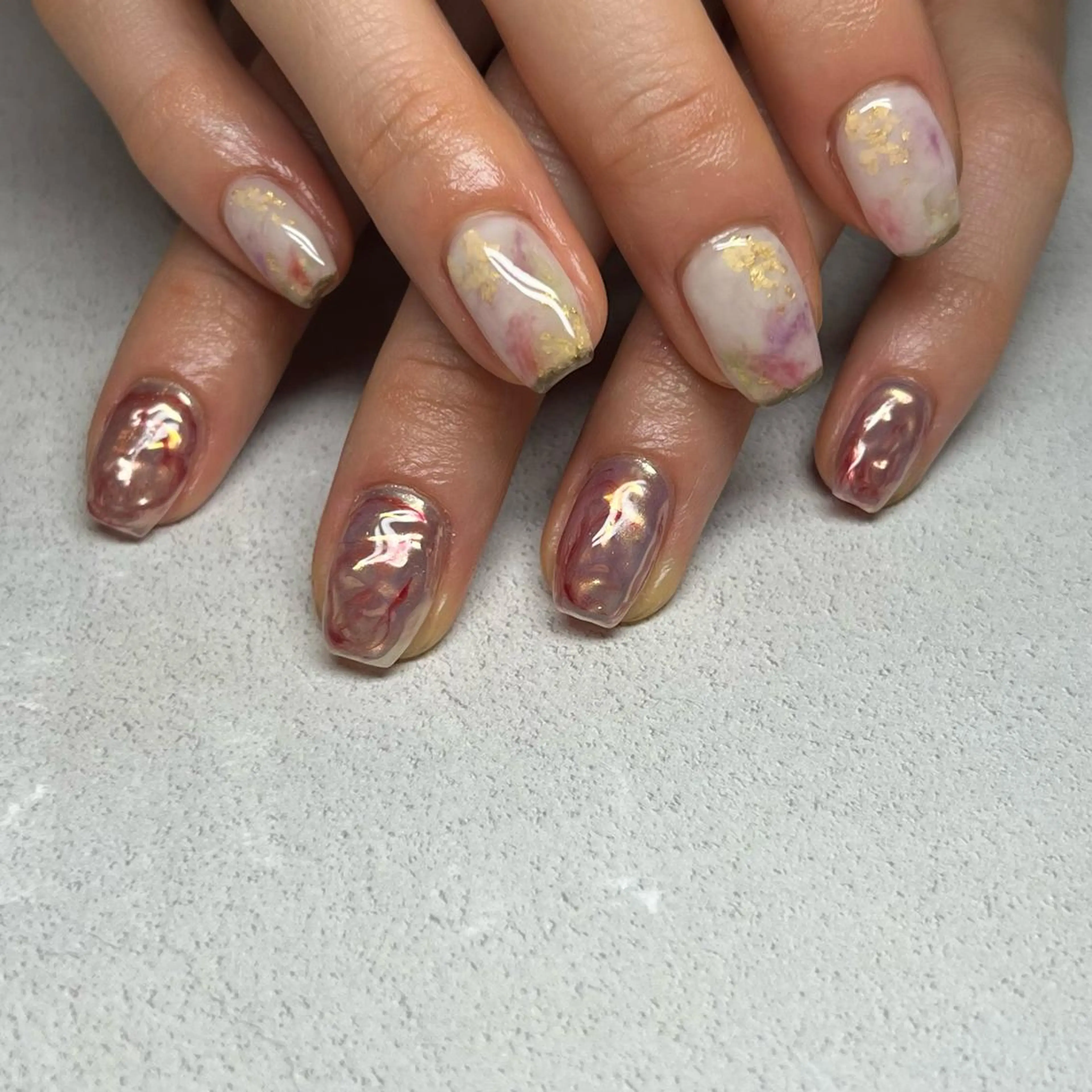 ネイル ニュアンスネイル 𝐫𝐚𝐢 𝐧𝐚𝐢𝐥のネイルデザイン