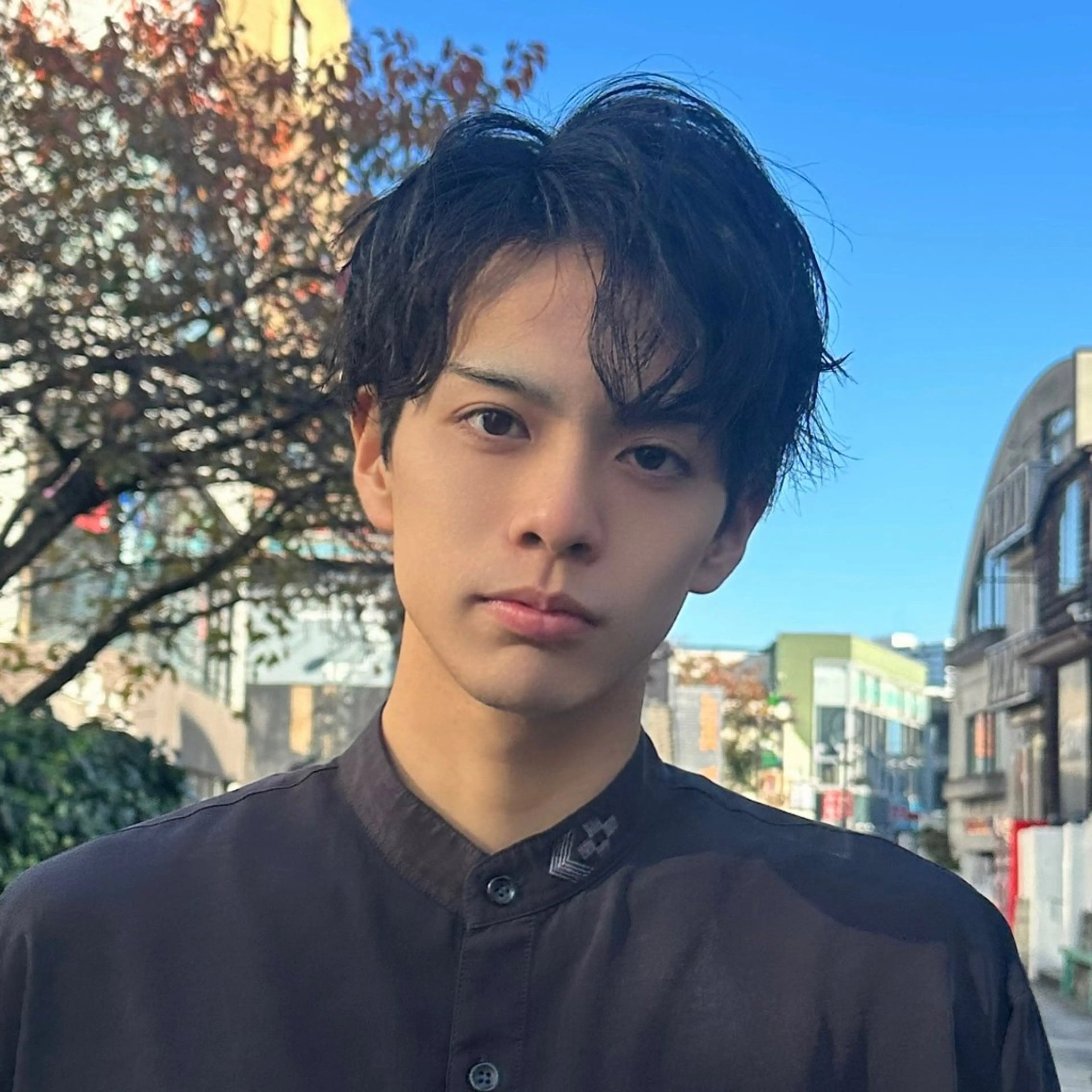 ショート カラー パーマ メンズ カルマパーマ メンズパーマ スペインカール ツイストスパイラルパーマ 刈り上げ 大人男子ヘア 💈メンズ特化吉田のヘアスタイル