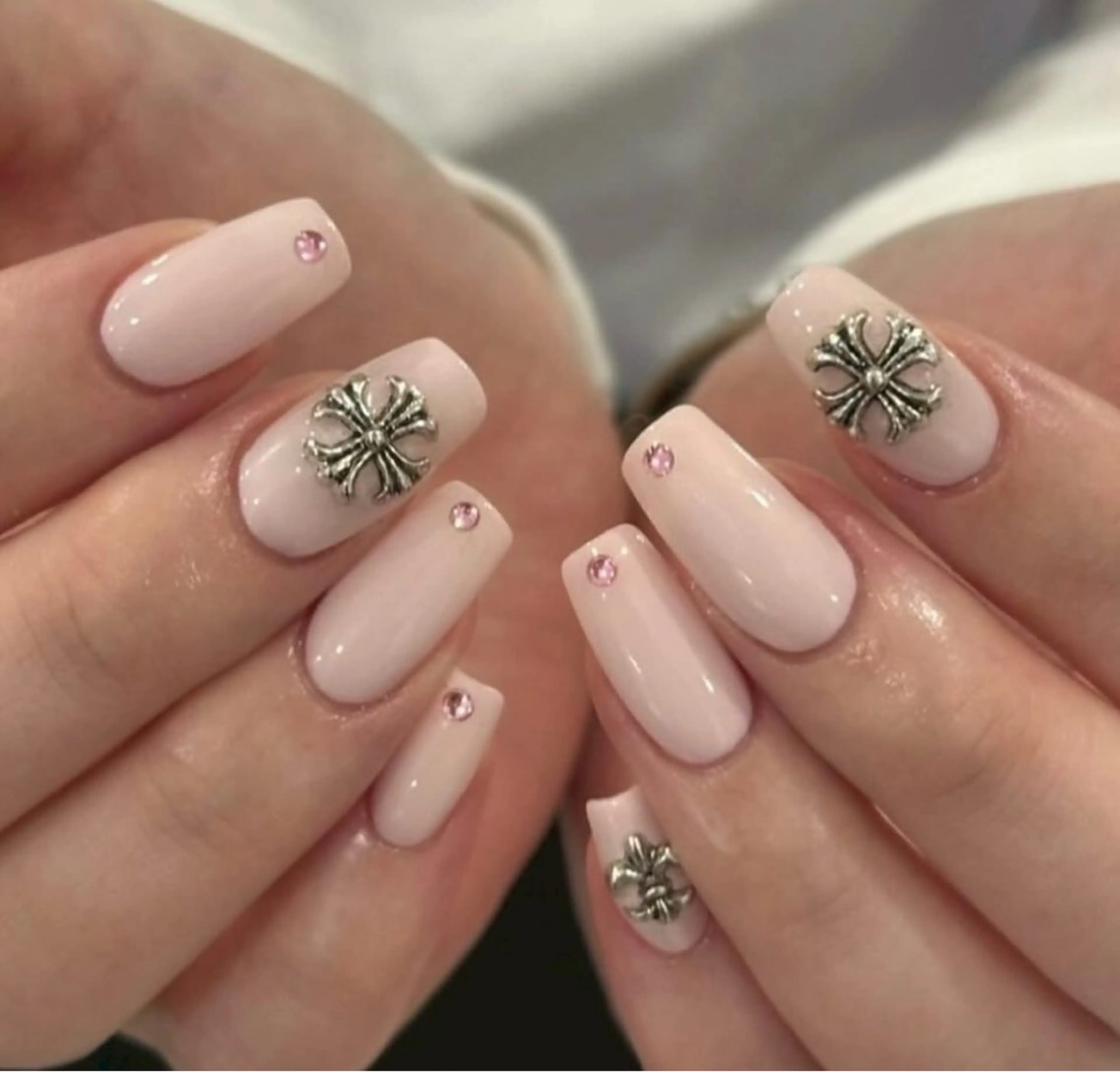 ネイル シンプルネイル ハンドネイル BERA NAILSのネイルデザイン