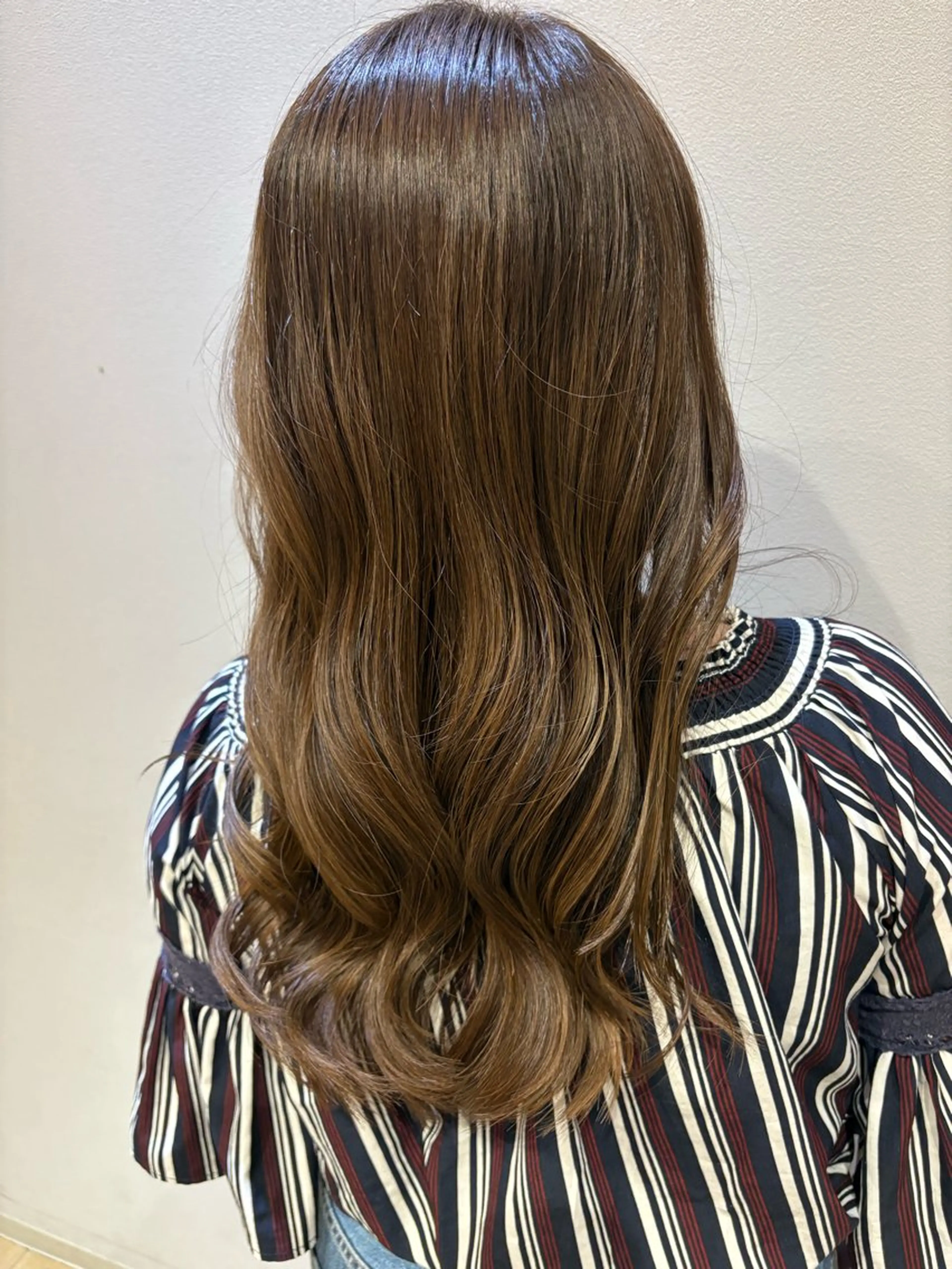 カラー ベージュカラー ハイライトカラー chere  狭山店 柏原航世のヘアスタイル