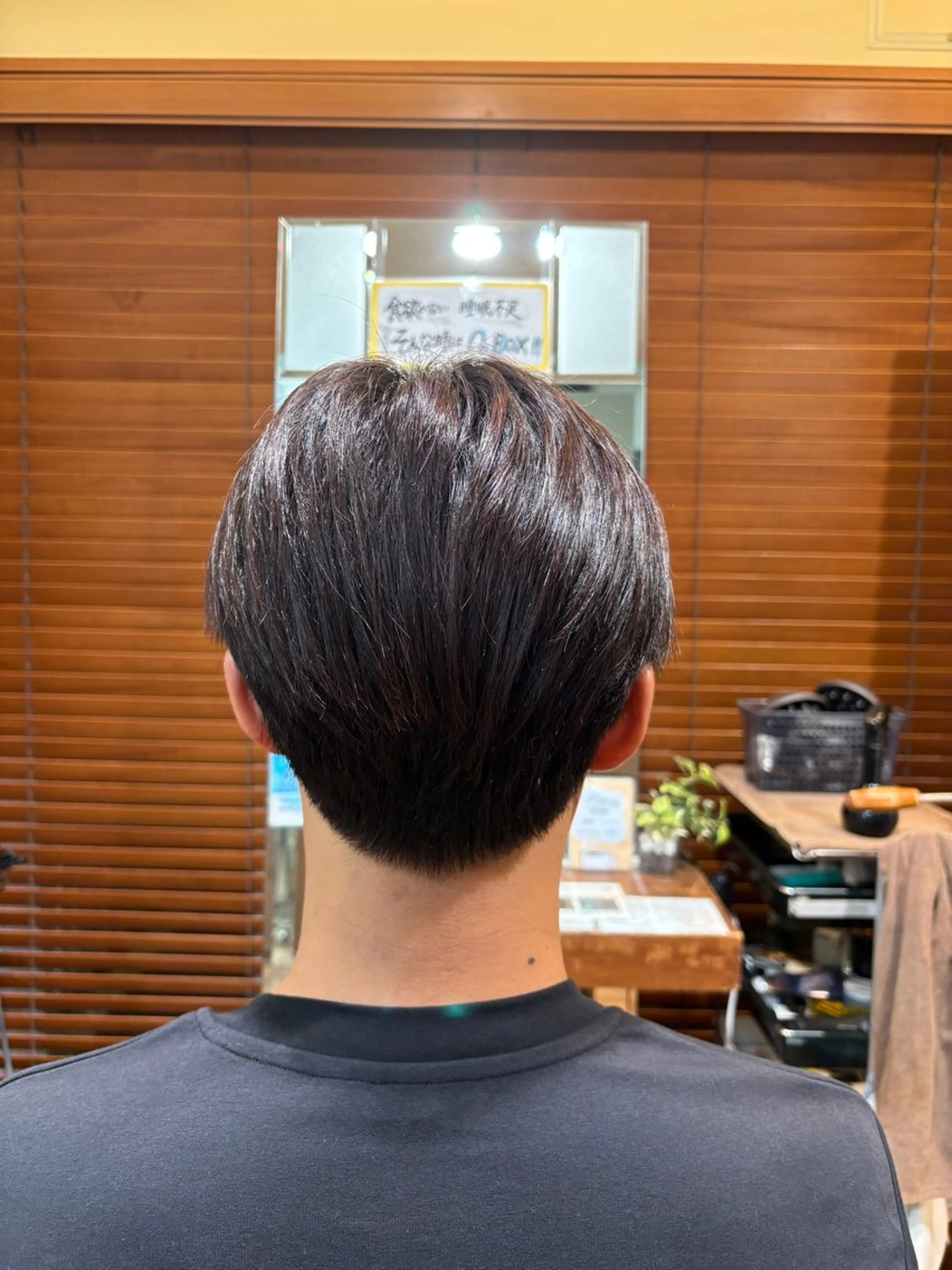 ミディアム メンズ 刈り上げ ホンダプレミアヘアー所属・中村 賢介のヘアスタイル
