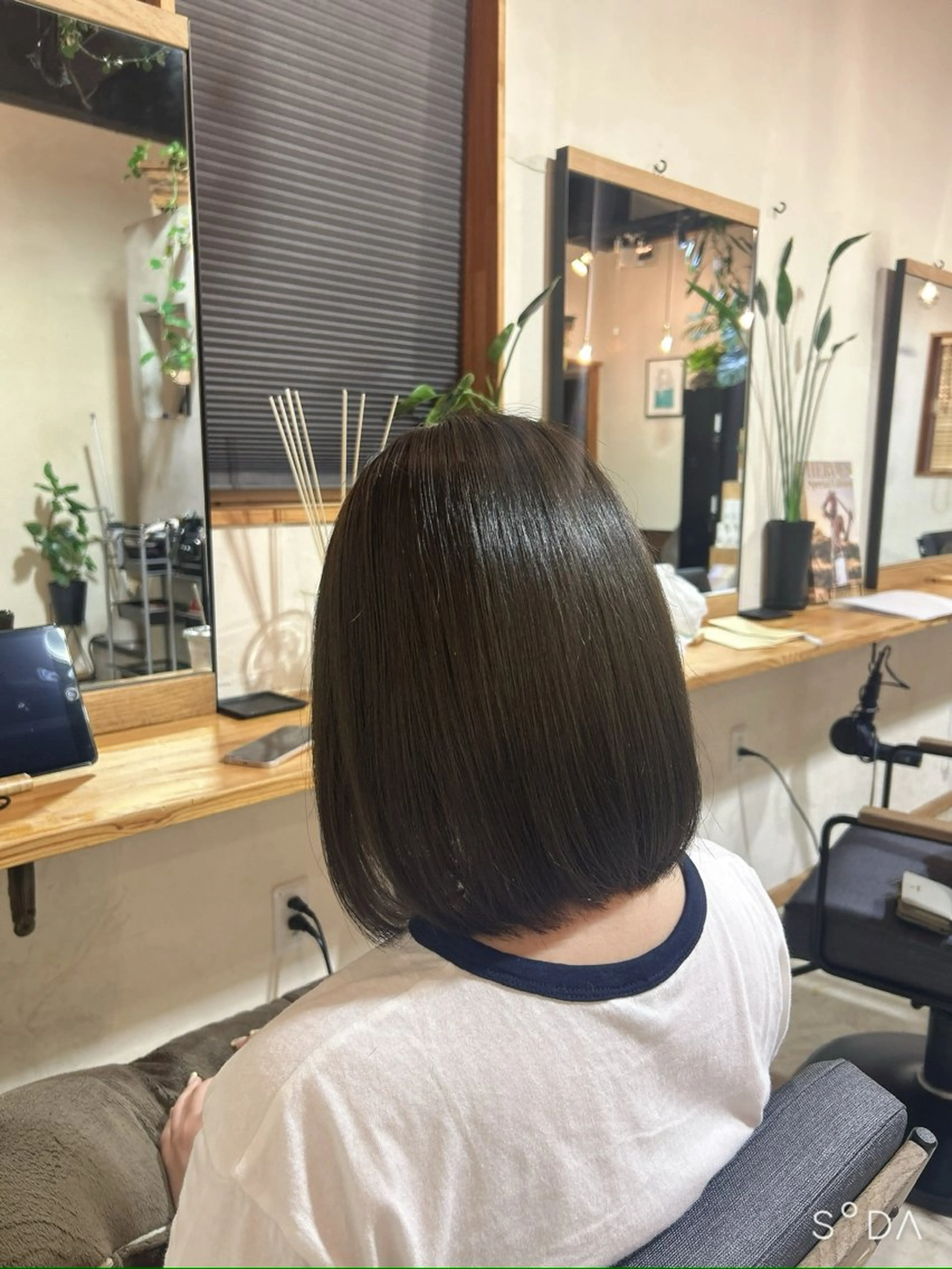 ミディアム カラー オリーブカラー ヘアカラー トリートメント cherir所属・藤井 美陽のヘアスタイル