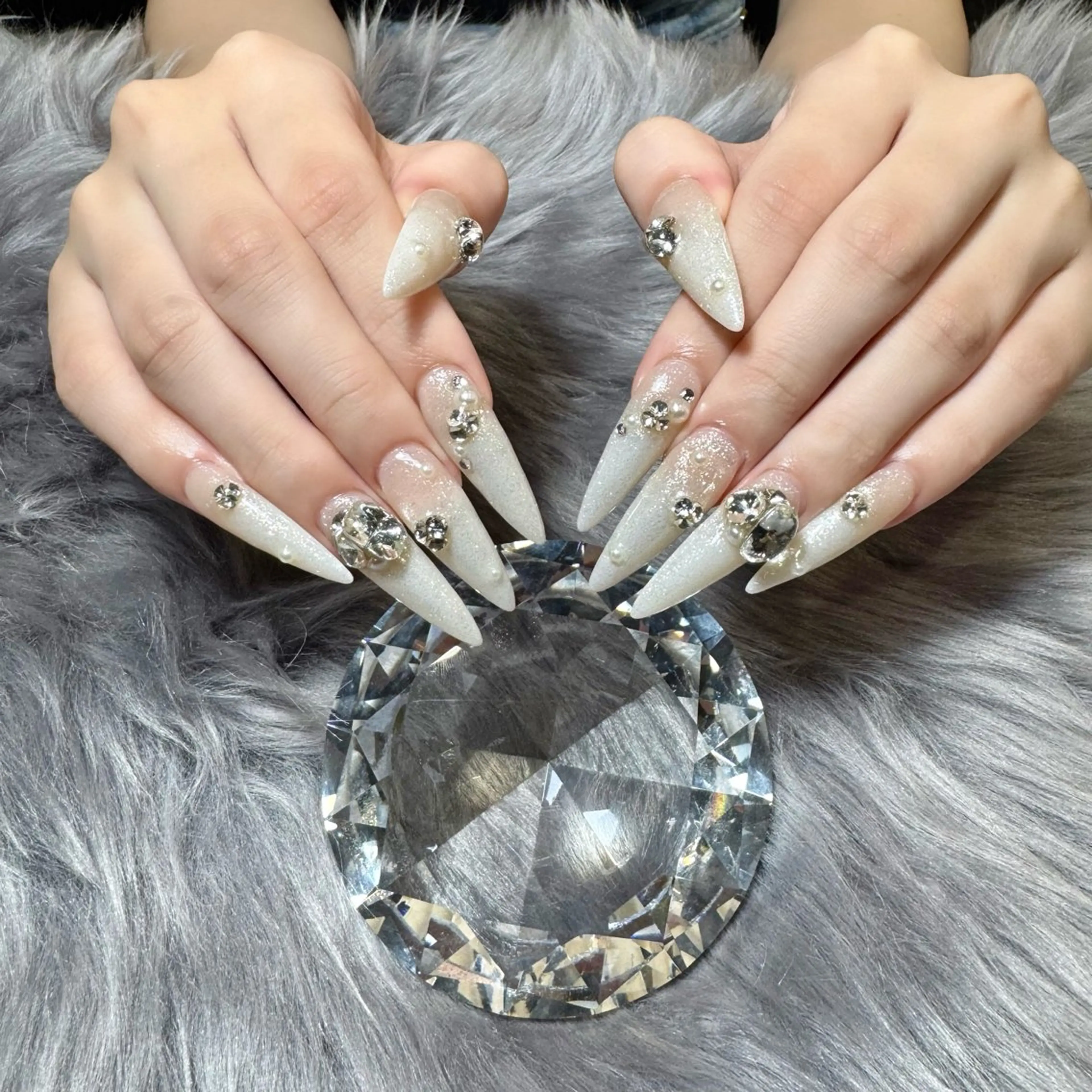 ネイル ハンドネイル ドリスネイルサロン所属・Doris Nail Salonのネイルデザイン