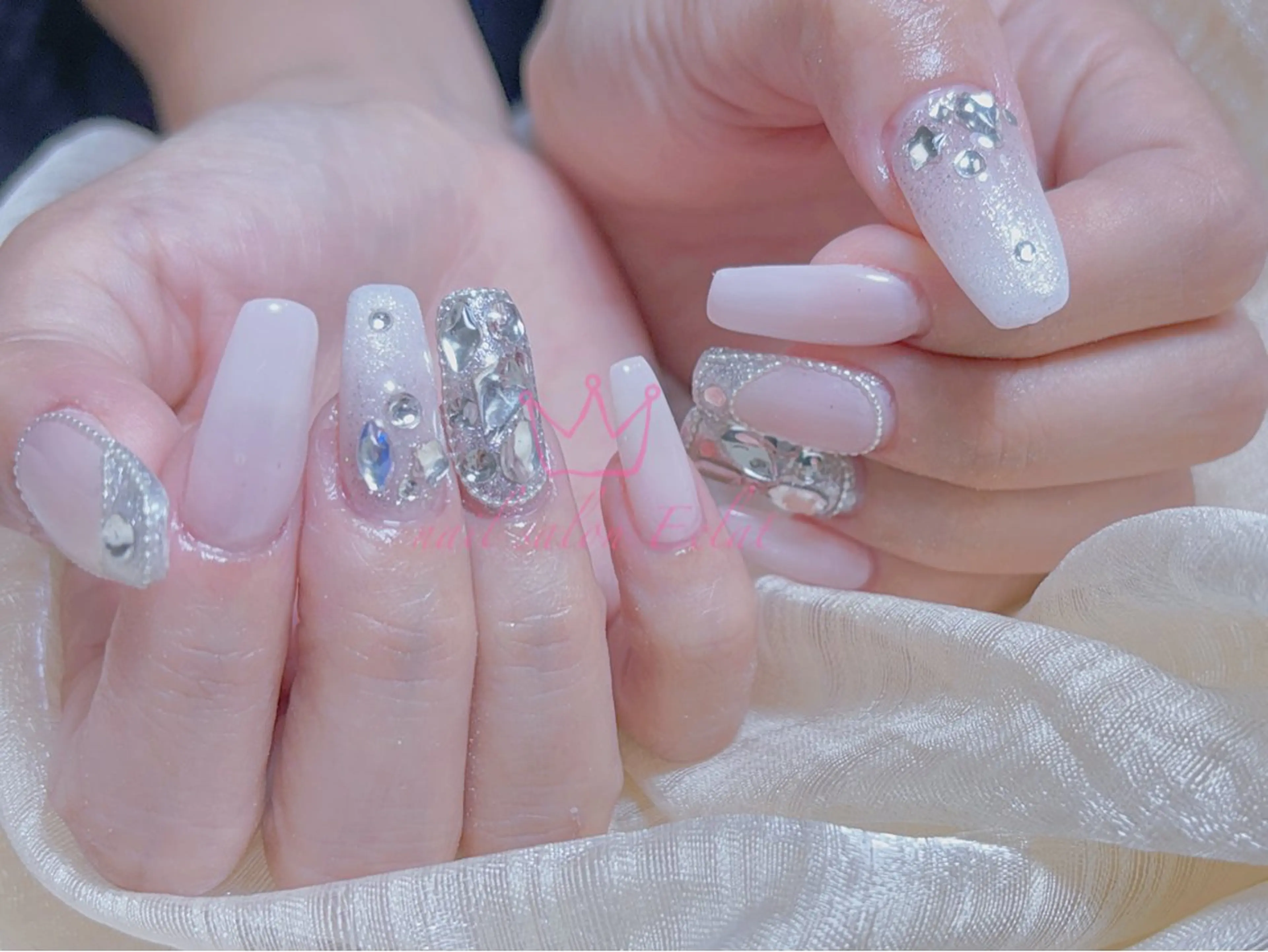 ネイル ハンドネイル ネイルサロンエクラ 🫧Shizukaのネイルデザイン