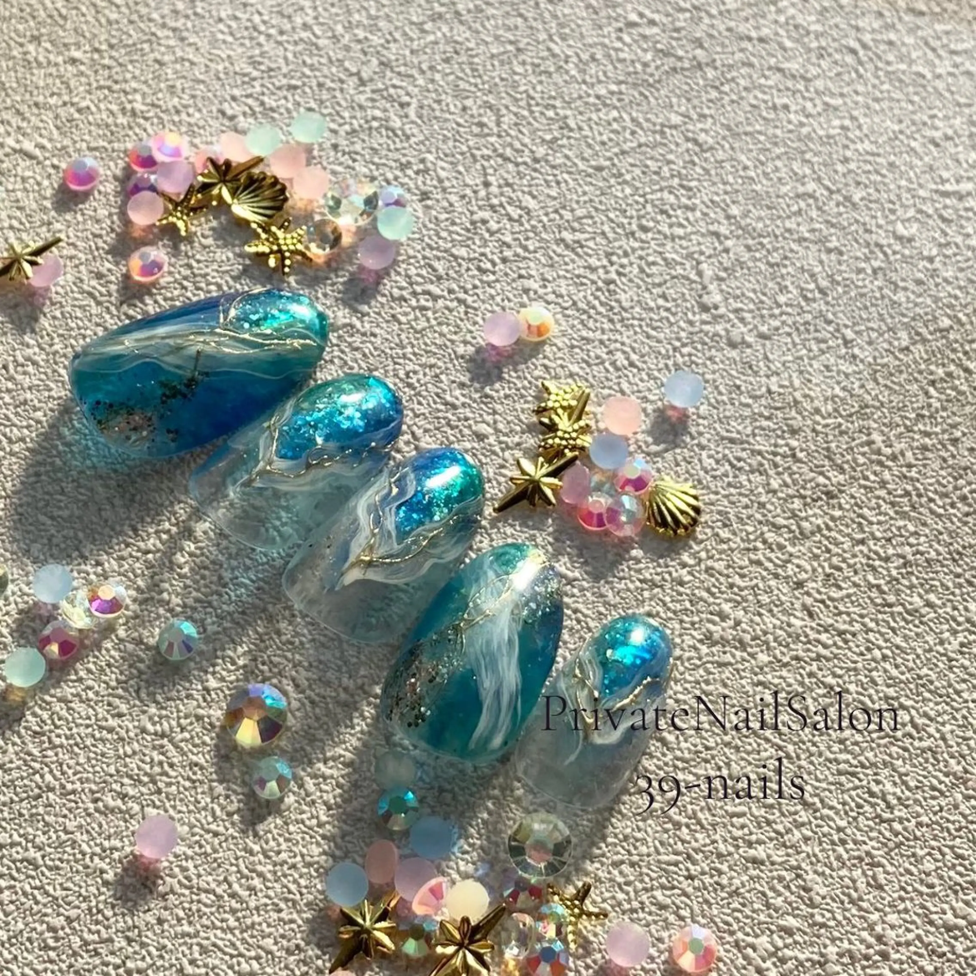 ネイル ジェルネイル キラキラネイル ニュアンスネイル パラジェル 夏ネイル 39-nails EharaMikuのネイルデザイン