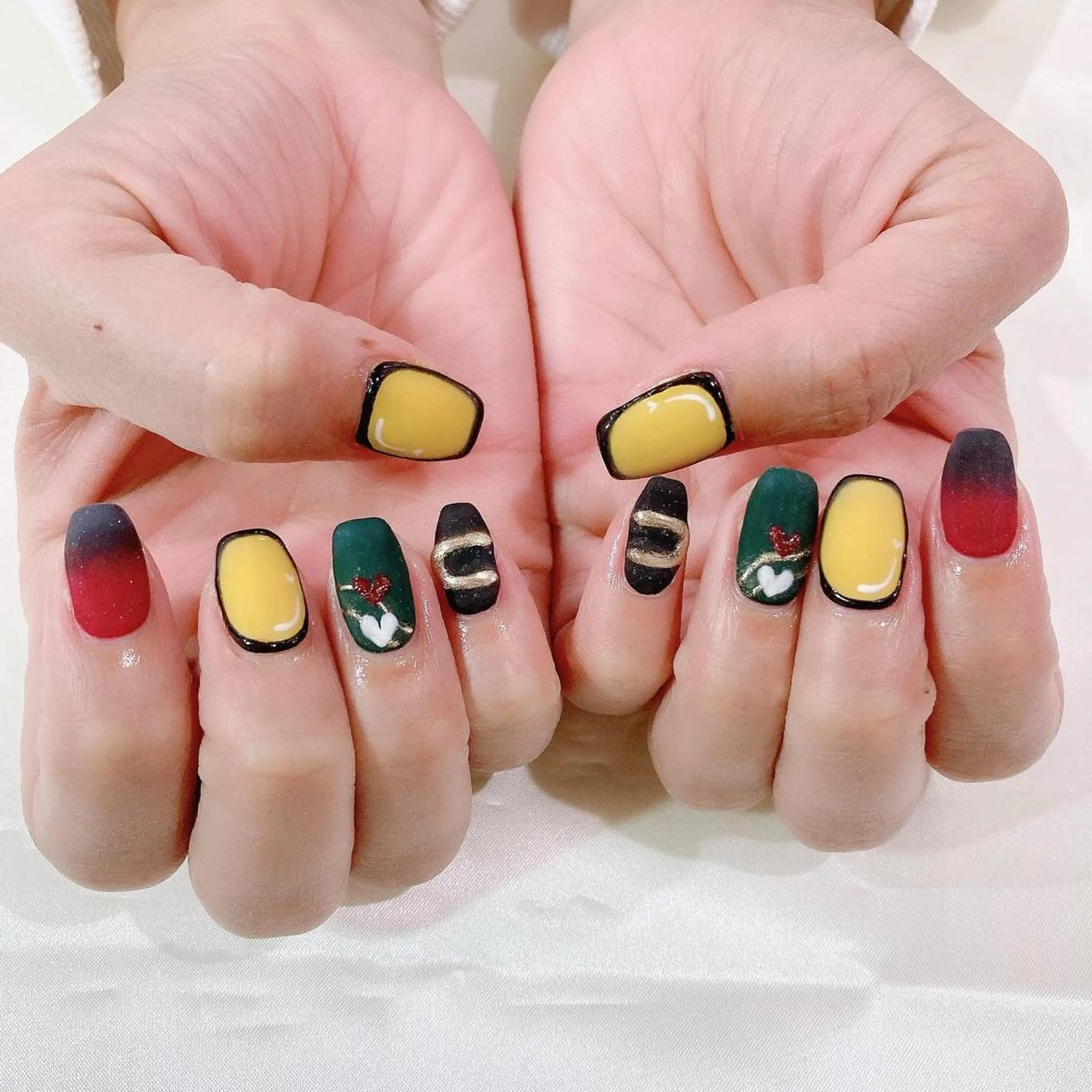 ネイル ジェルネイル マットネイル パラジェル 冬ネイル ハンドネイル Nail Kのネイルデザイン