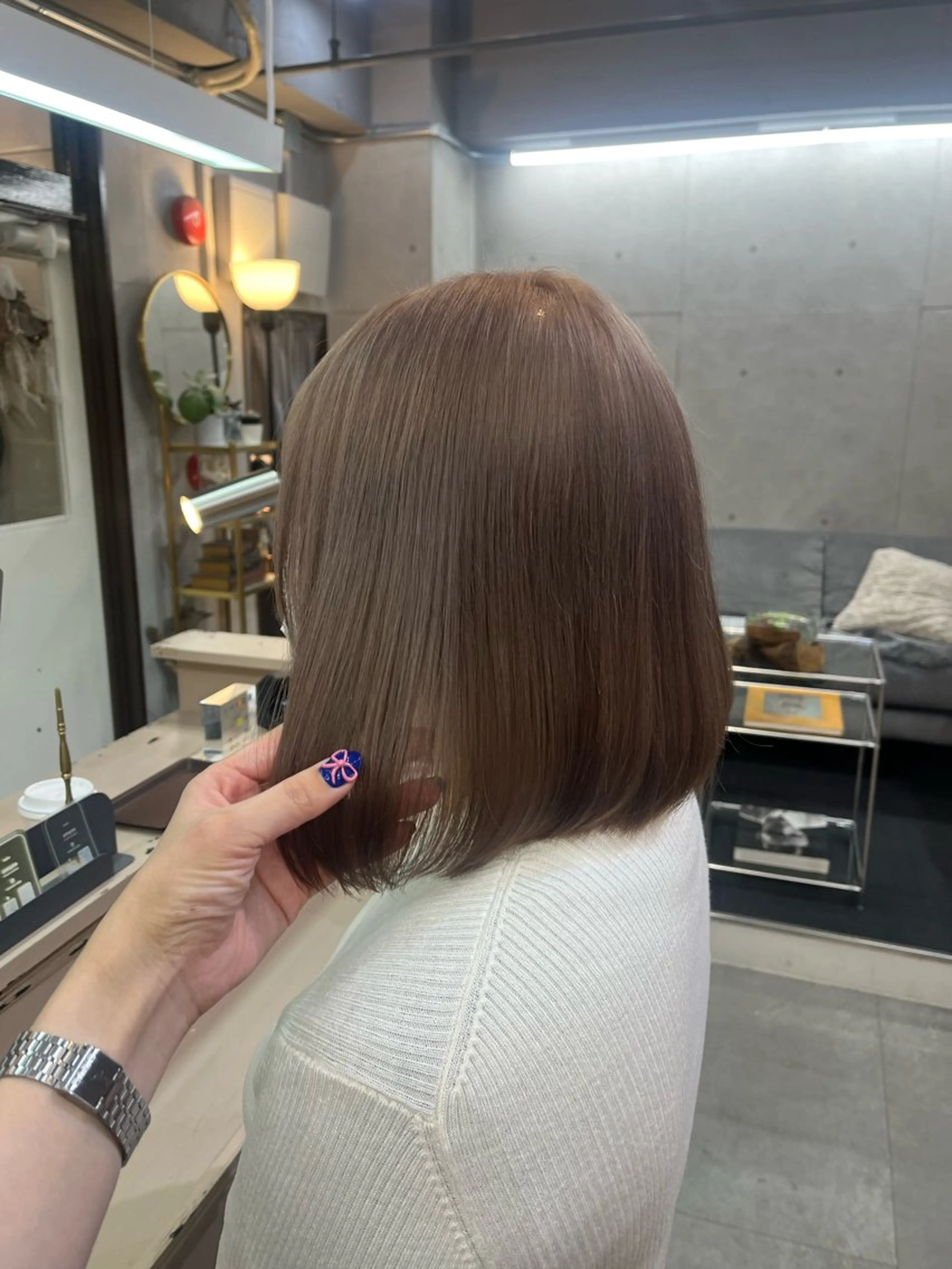 ショート カラー カット ヘアカラー トリートメント MIES amane(アマネ)のヘアスタイル