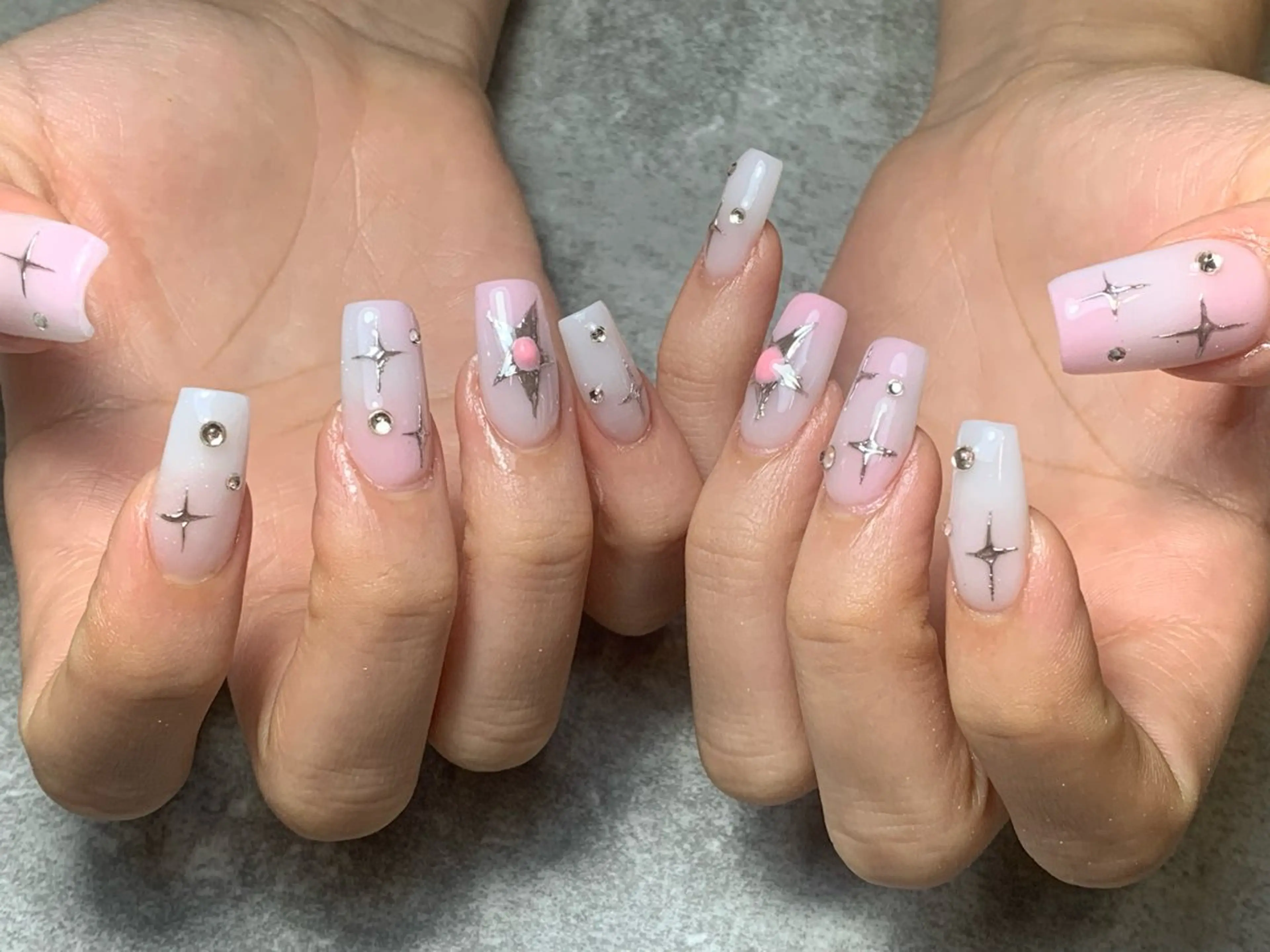 ネイル ハンドネイル KARMA salonのネイルデザイン