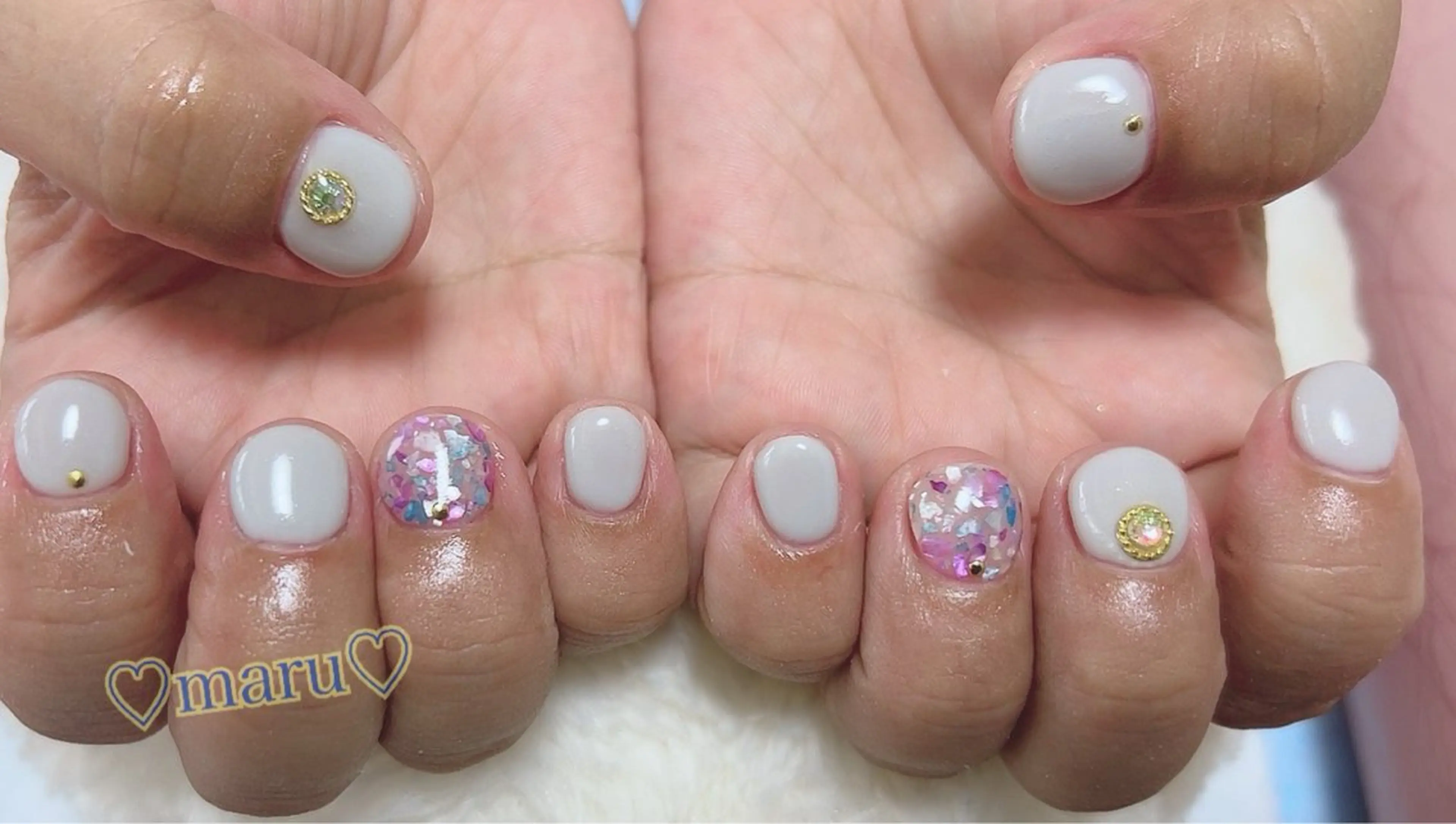 ネイル ハンドネイル フットネイル まるみ ♡のネイルデザイン