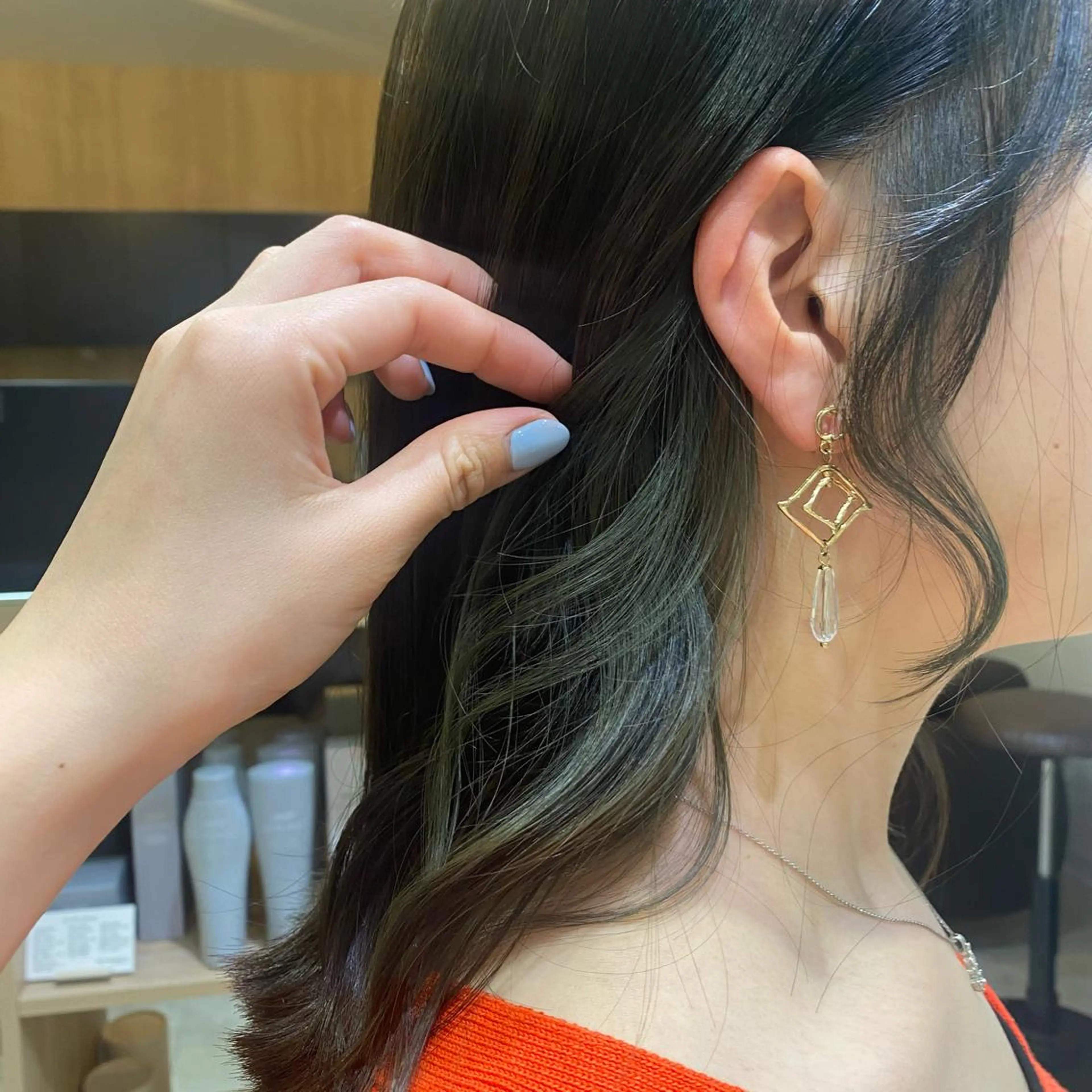 ミディアム fumi🪞血色感 アップ艶カラーのヘアスタイル