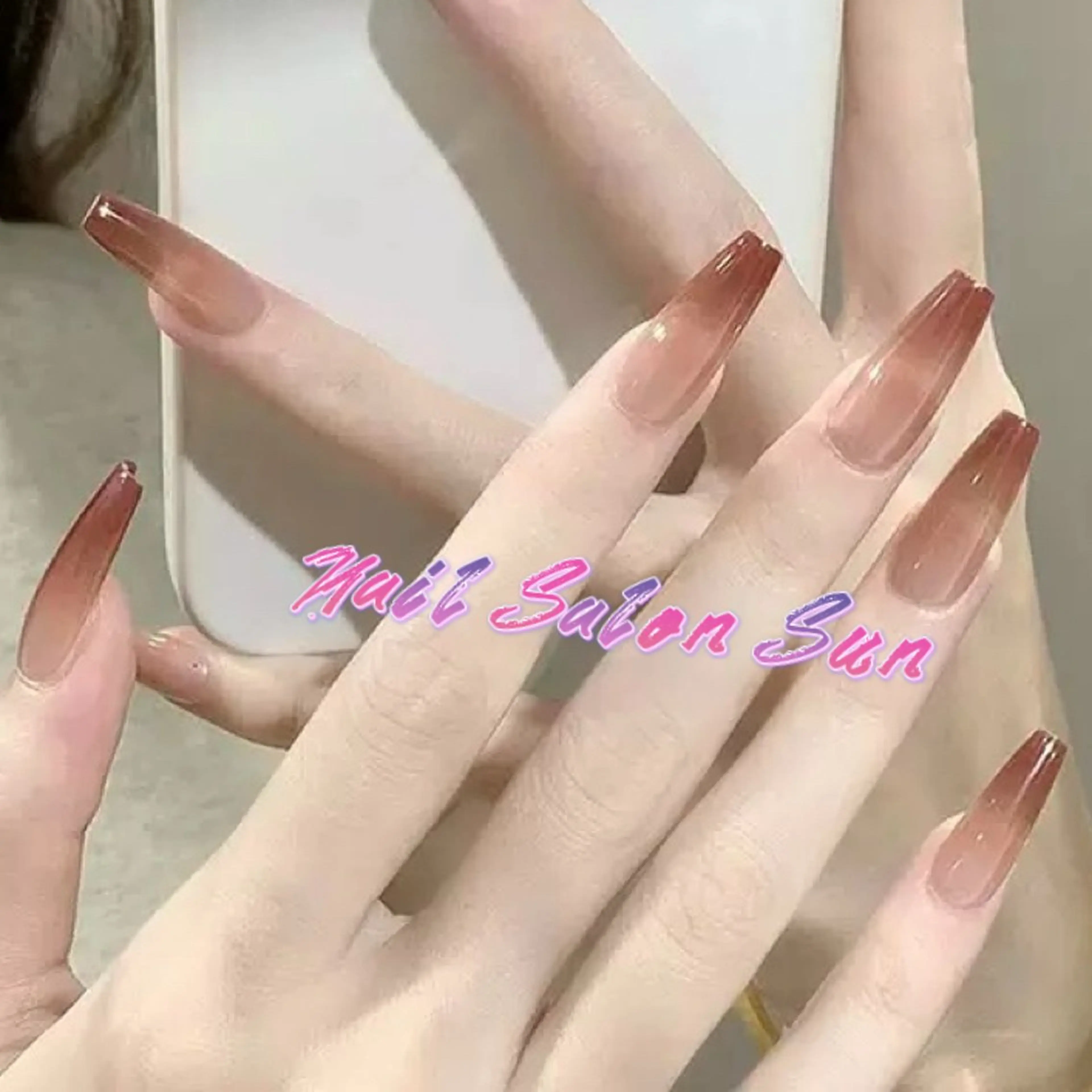 ネイル グラデーション ハンドネイル Sun Nail サン ネイルサロンのネイルデザイン
