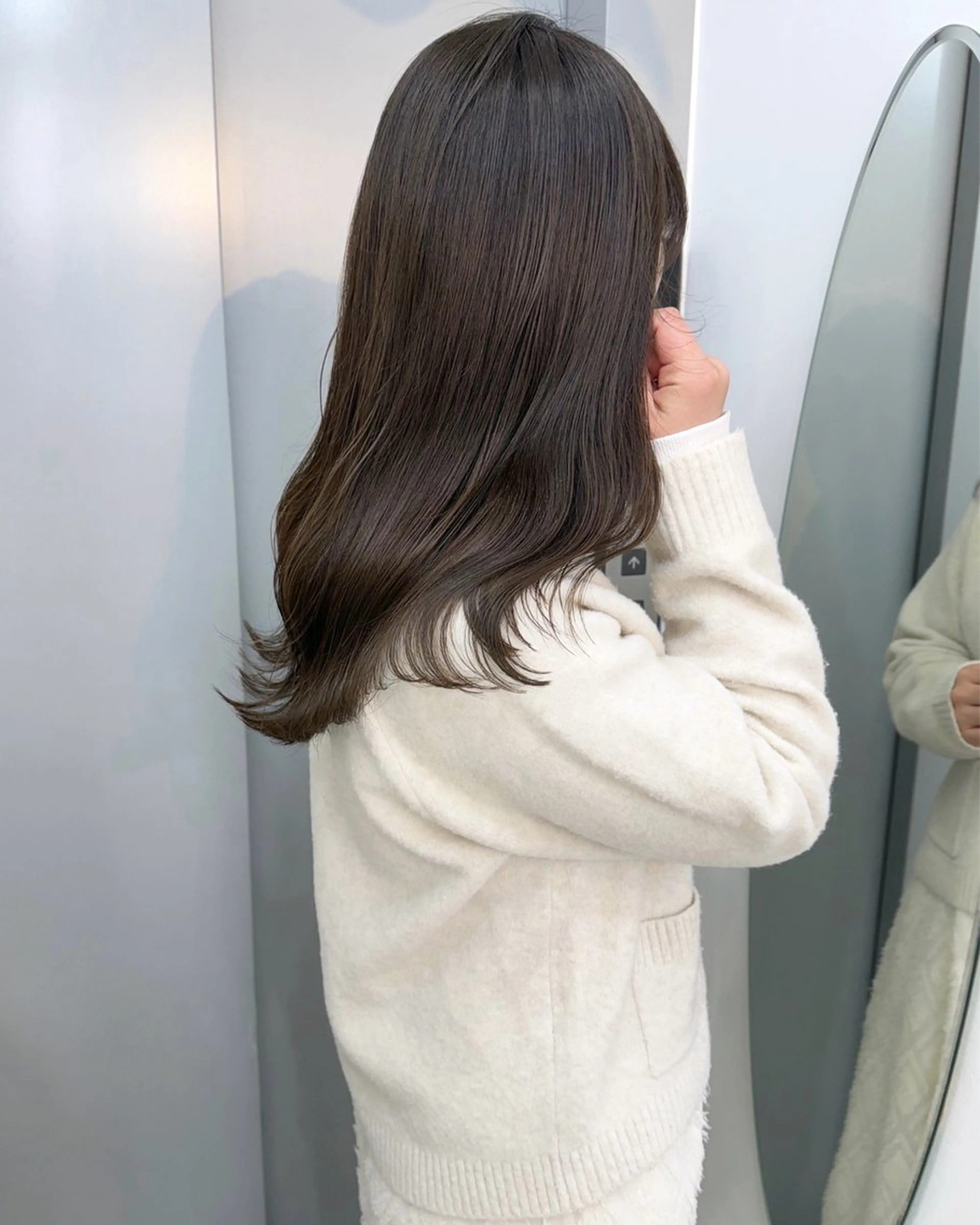ロング カラー ブラウンカラー イルミナカラー カット ヘアカラー トリートメント あおやぎ ななのヘアスタイル