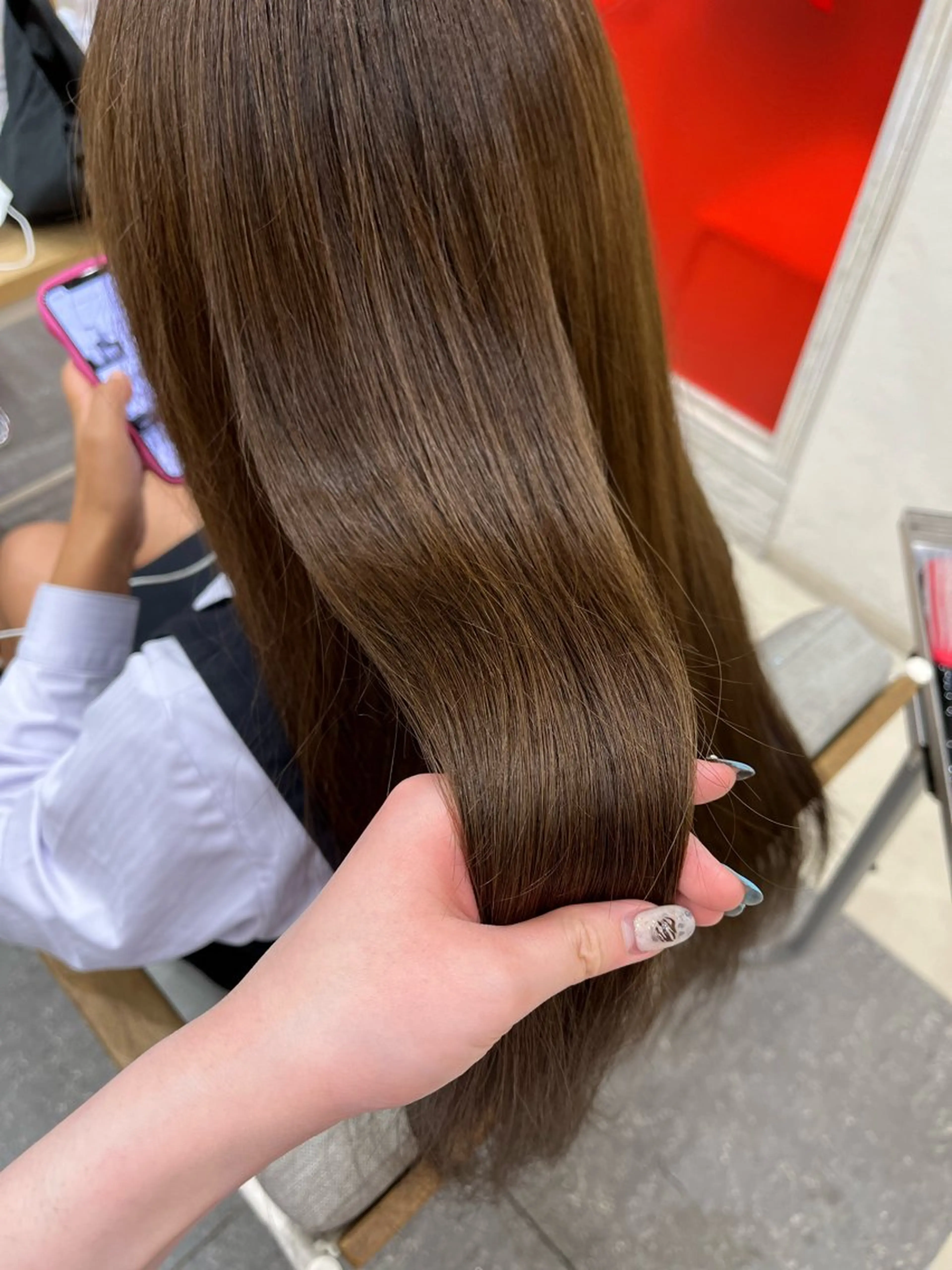 カラー toi所属・💙村岡 春陽💙のヘアスタイル