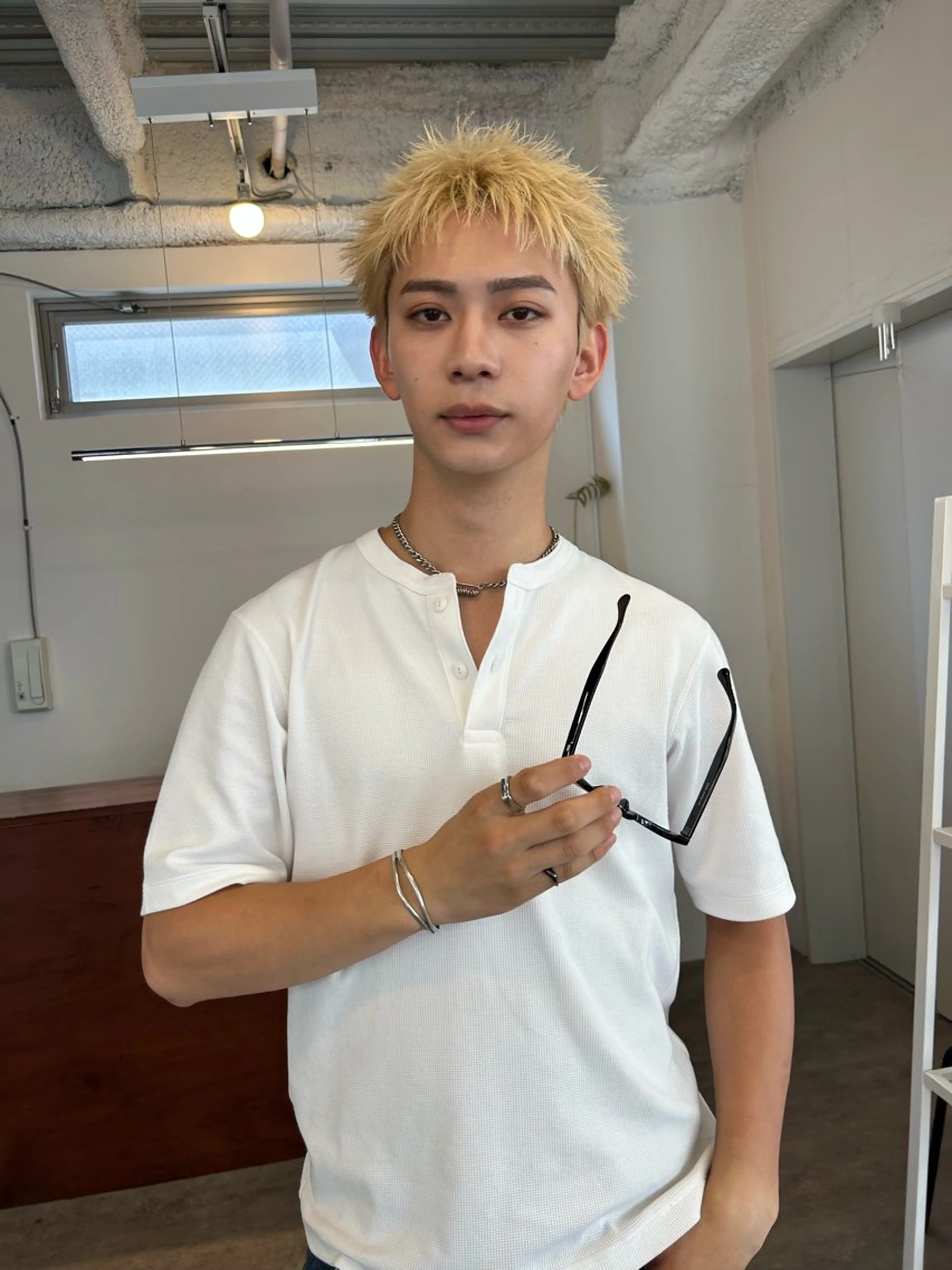 メンズ カット ヘアカラー メンズ特化美容師 タナカリョウのヘアスタイル