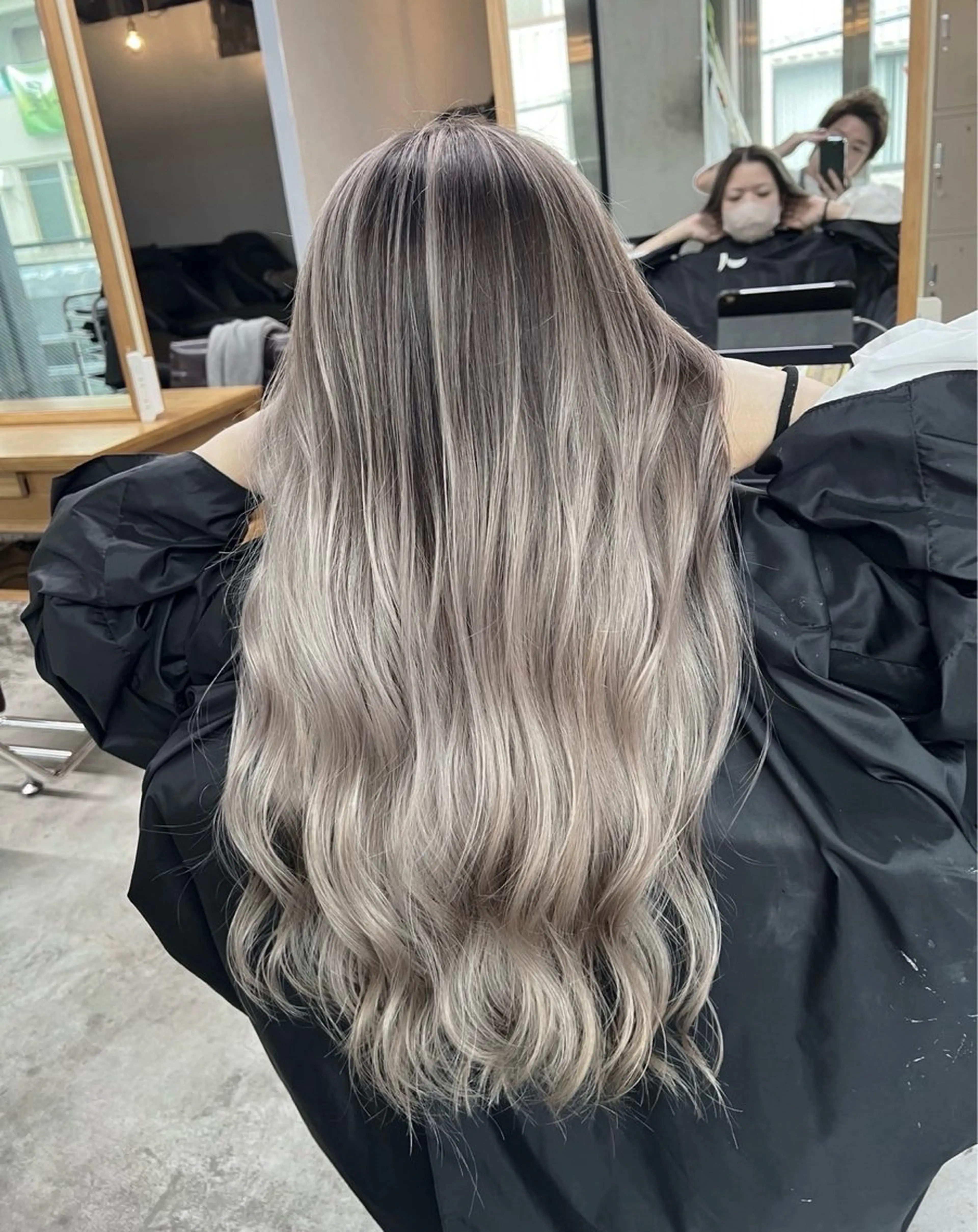 ロング カラー バレイヤージュ レイヤーカット ヘアカラー トリートメント ROBIN所属・指名数No.1 /NAOYAのヘアスタイル