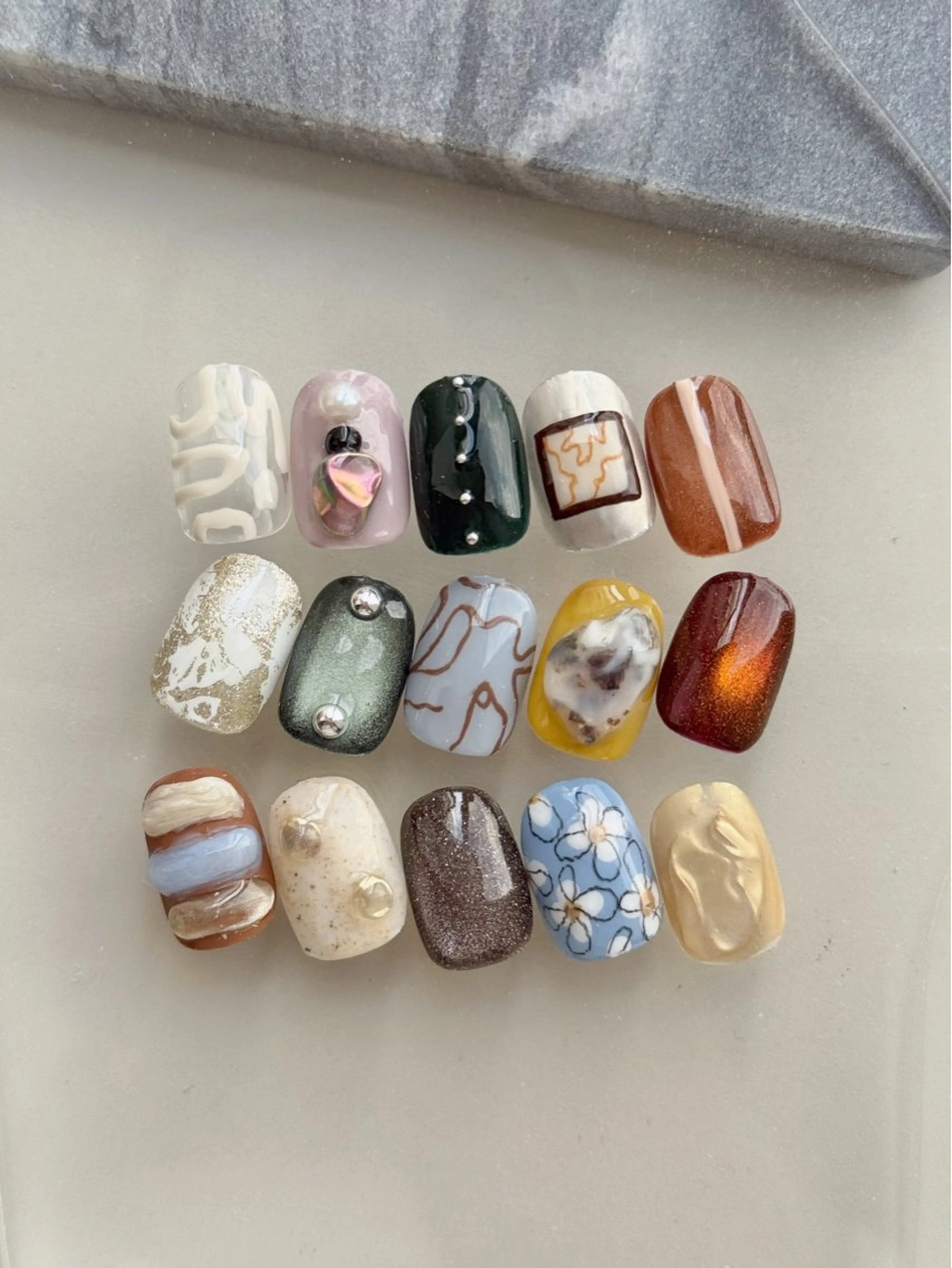 ネイル 深田 美雪のネイルデザイン