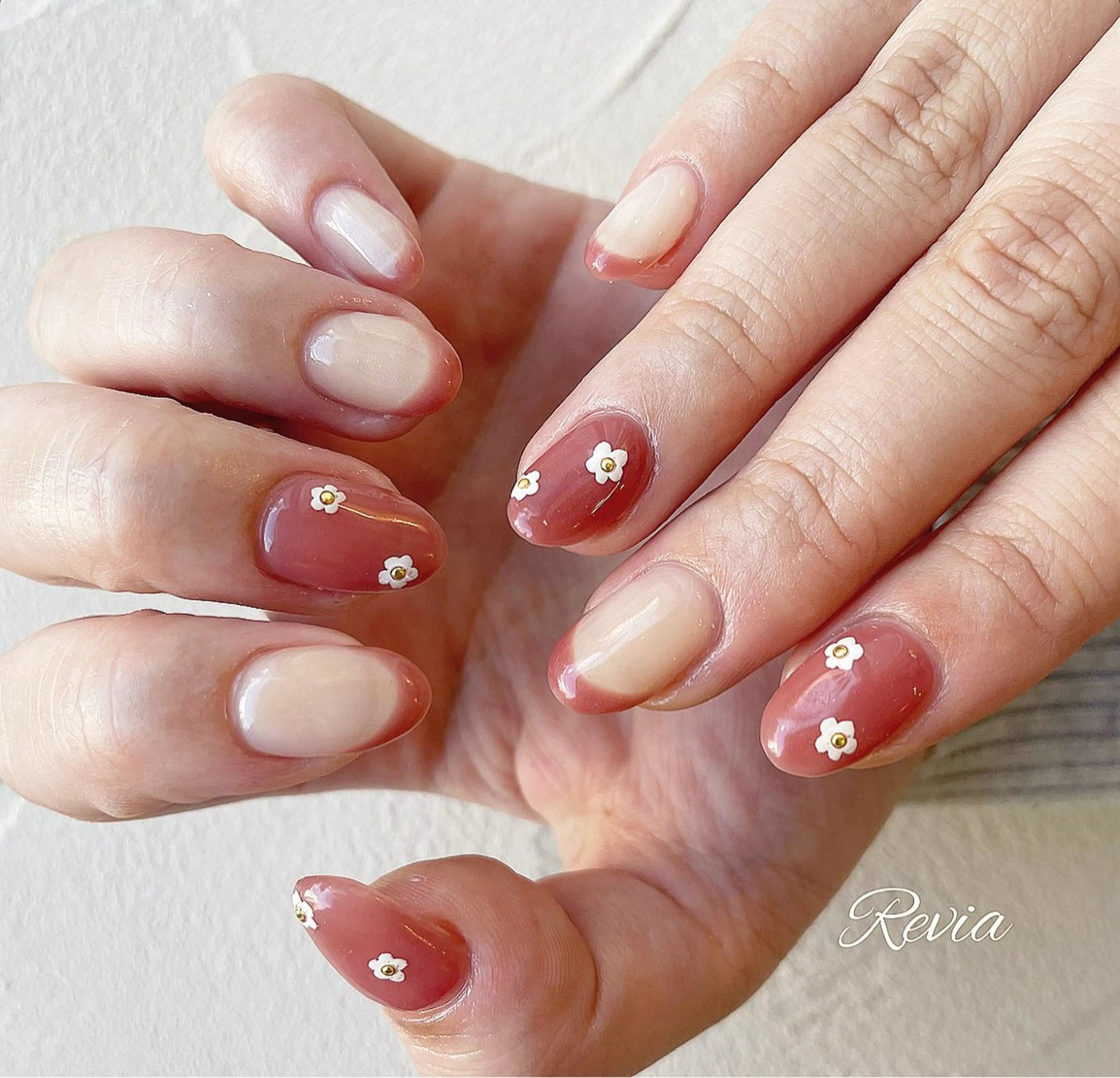 ネイル ハンドネイル revia所属・ERI Nailistのネイルデザイン