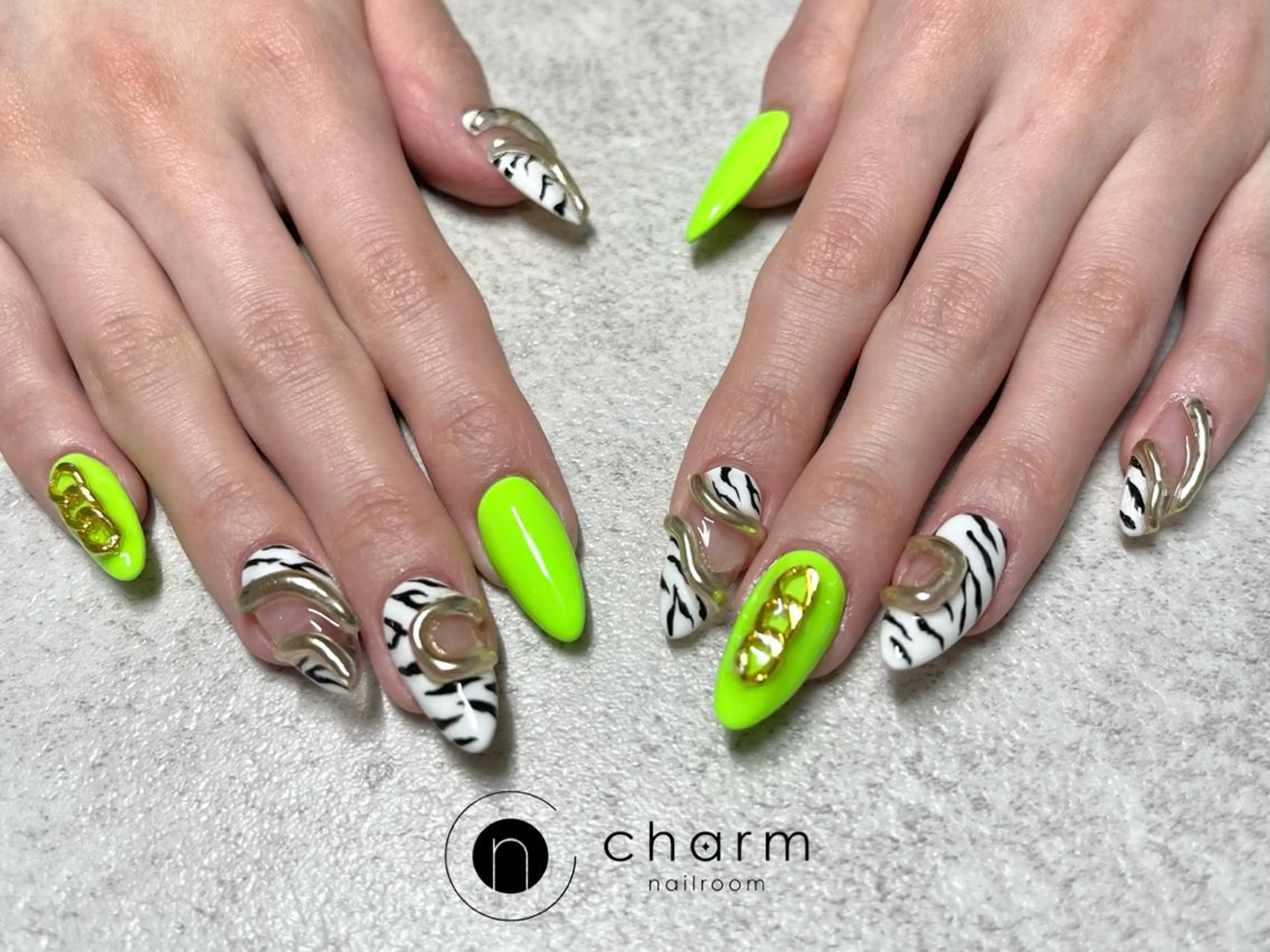 ネイル ハンドネイル nailroom  charm所属・ネイルルーム チャームのネイルデザイン