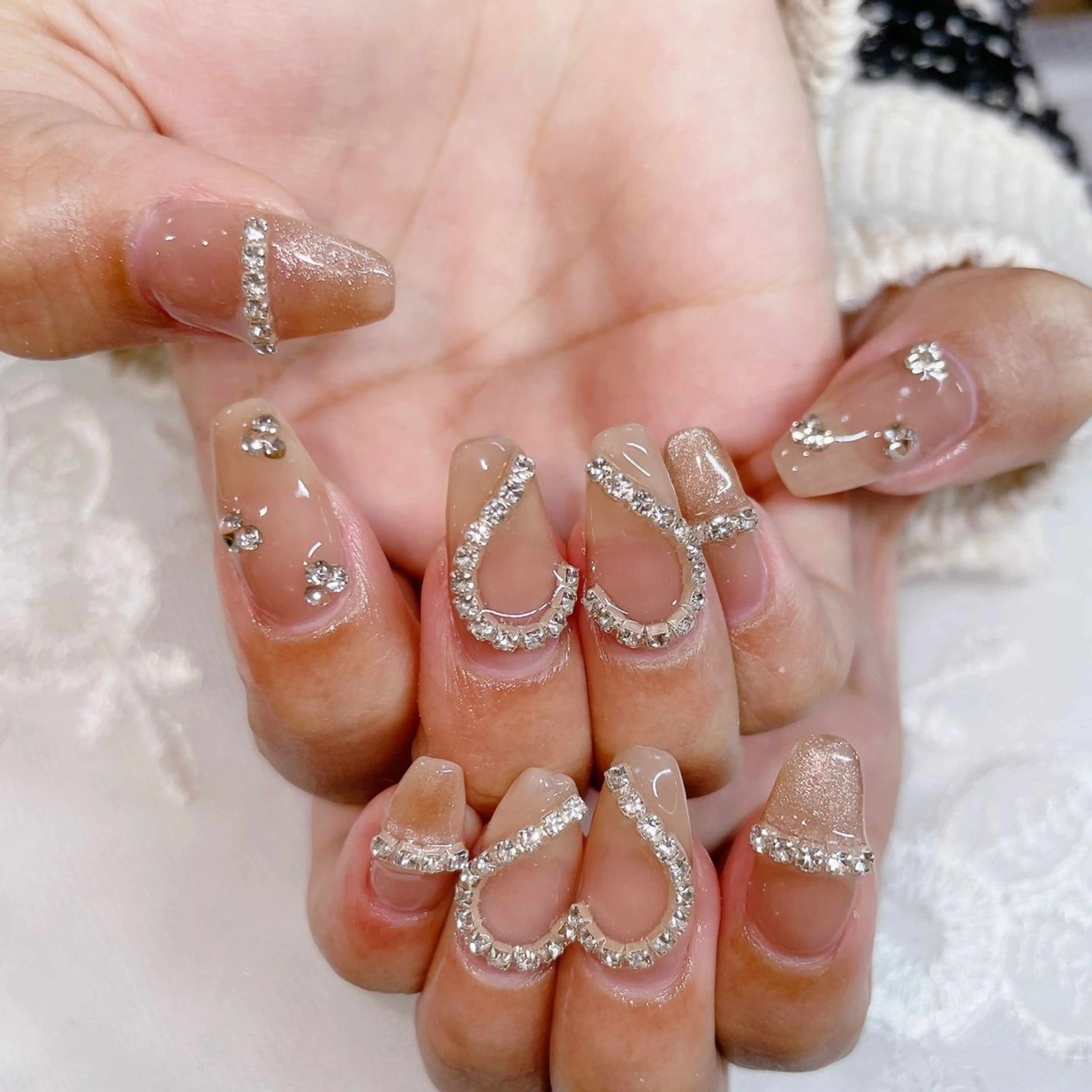ロング ハンドネイル ハンドケア 💜MIYA nail川崎店のネイルデザイン