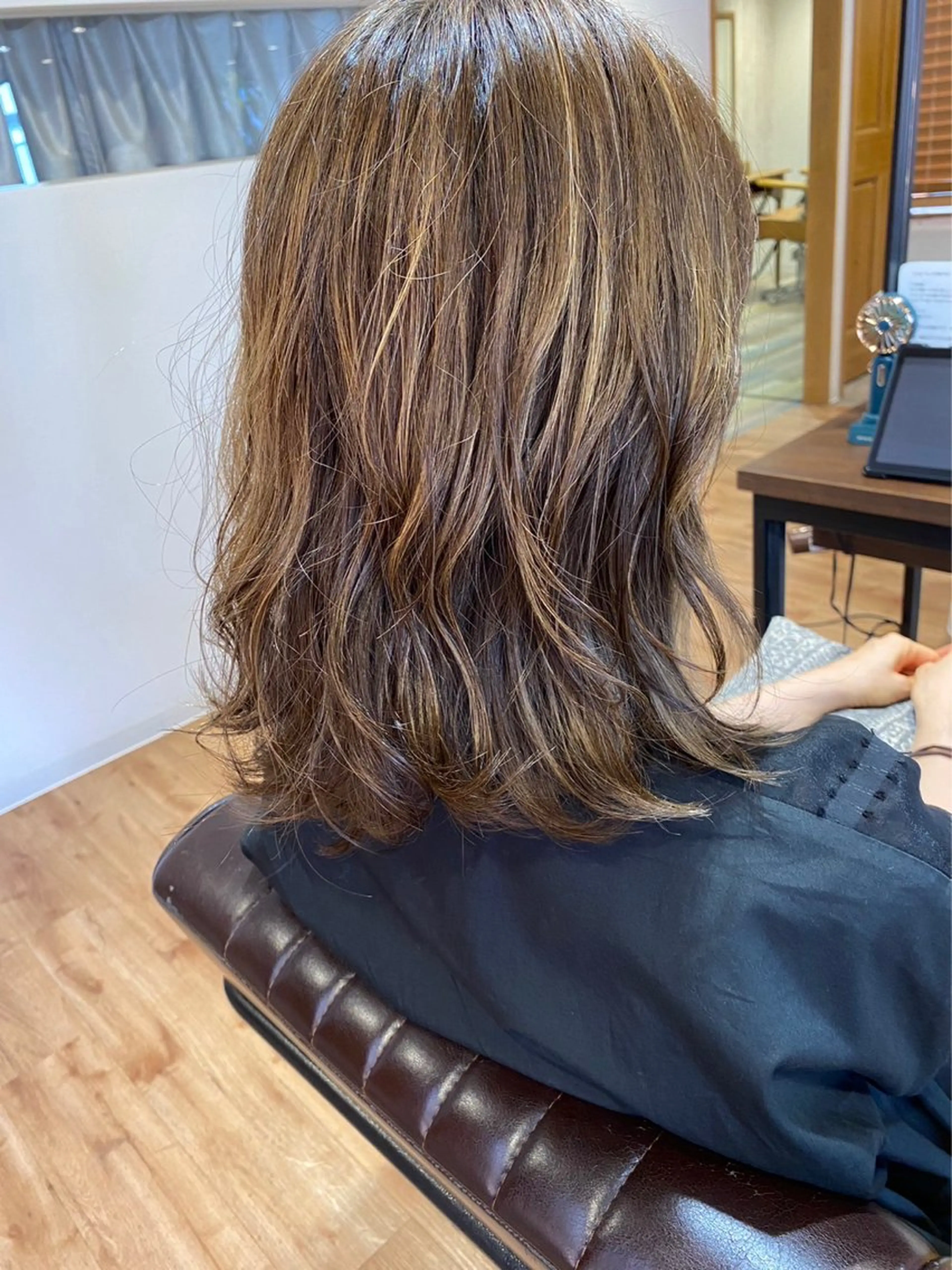 ミディアム ハイライト カットモデル募集中/ 関根舞桜のヘアスタイル