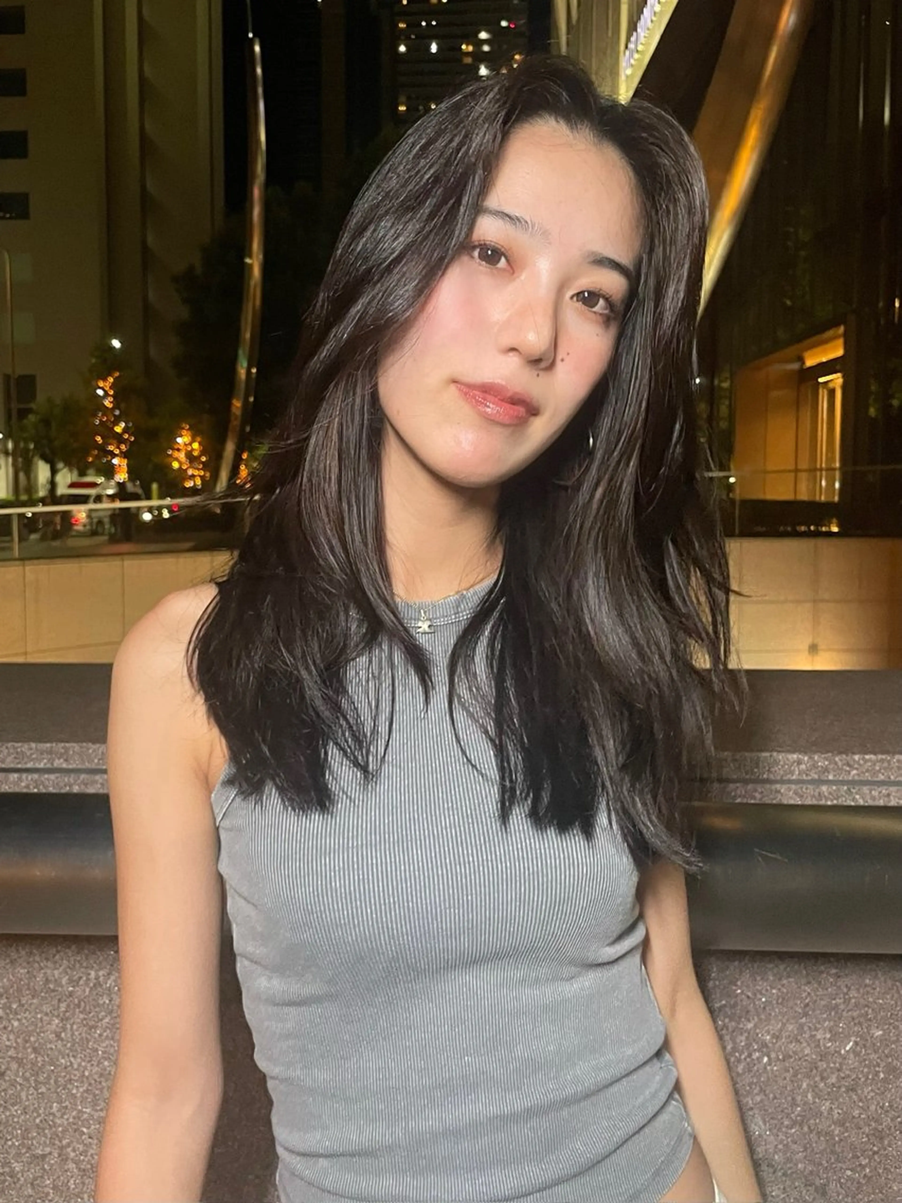 ロング カラー アッシュ ベージュカラー ブリーチ 透明感カラー ダブルカラー カット ヘアカラー レイヤー /髪質改善/ariのヘアスタイル
