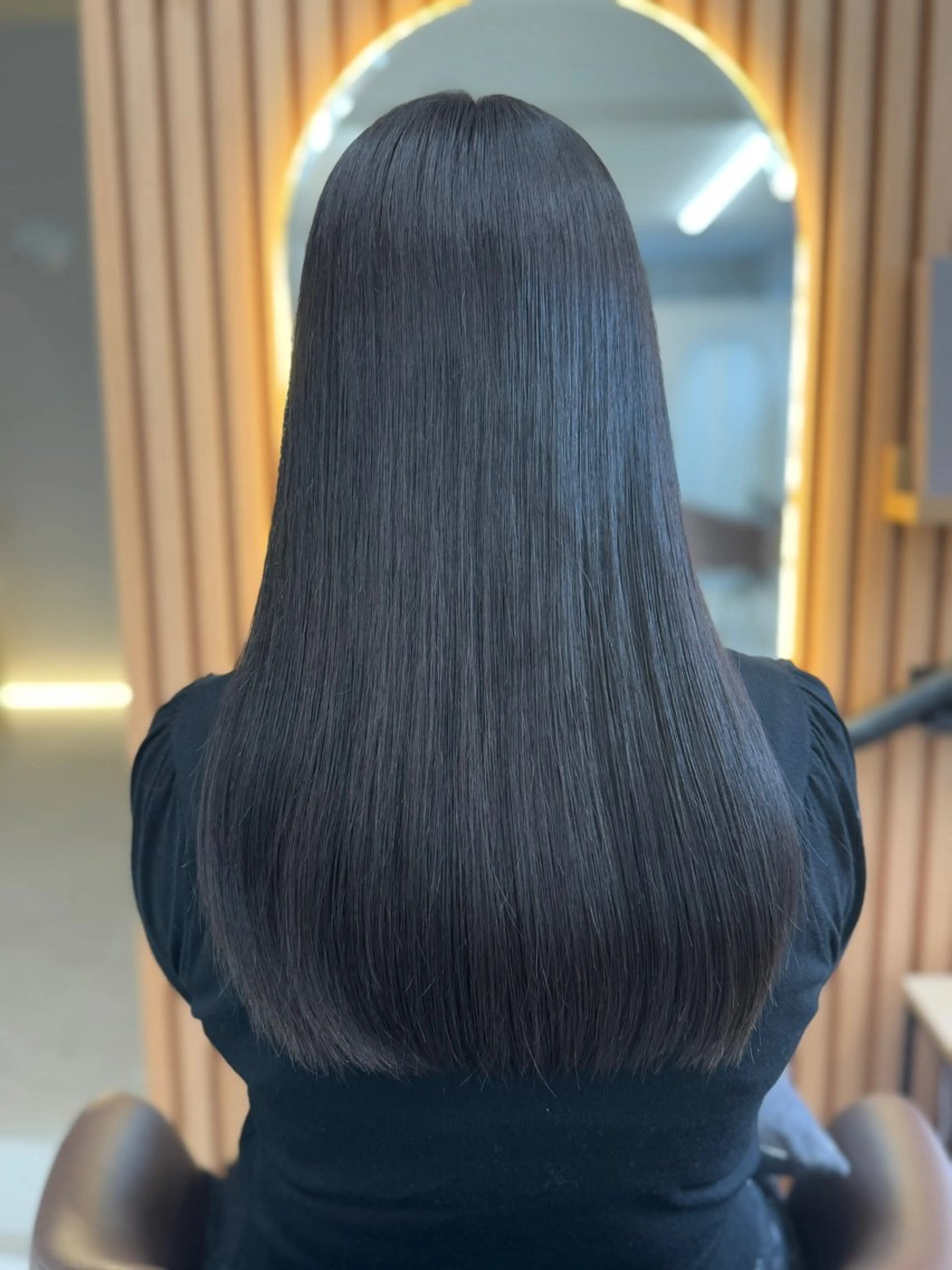 【🫧就活生にオススメ暗髪カラー❣️】暗髪カラー➕カット➕トリートメントの写真