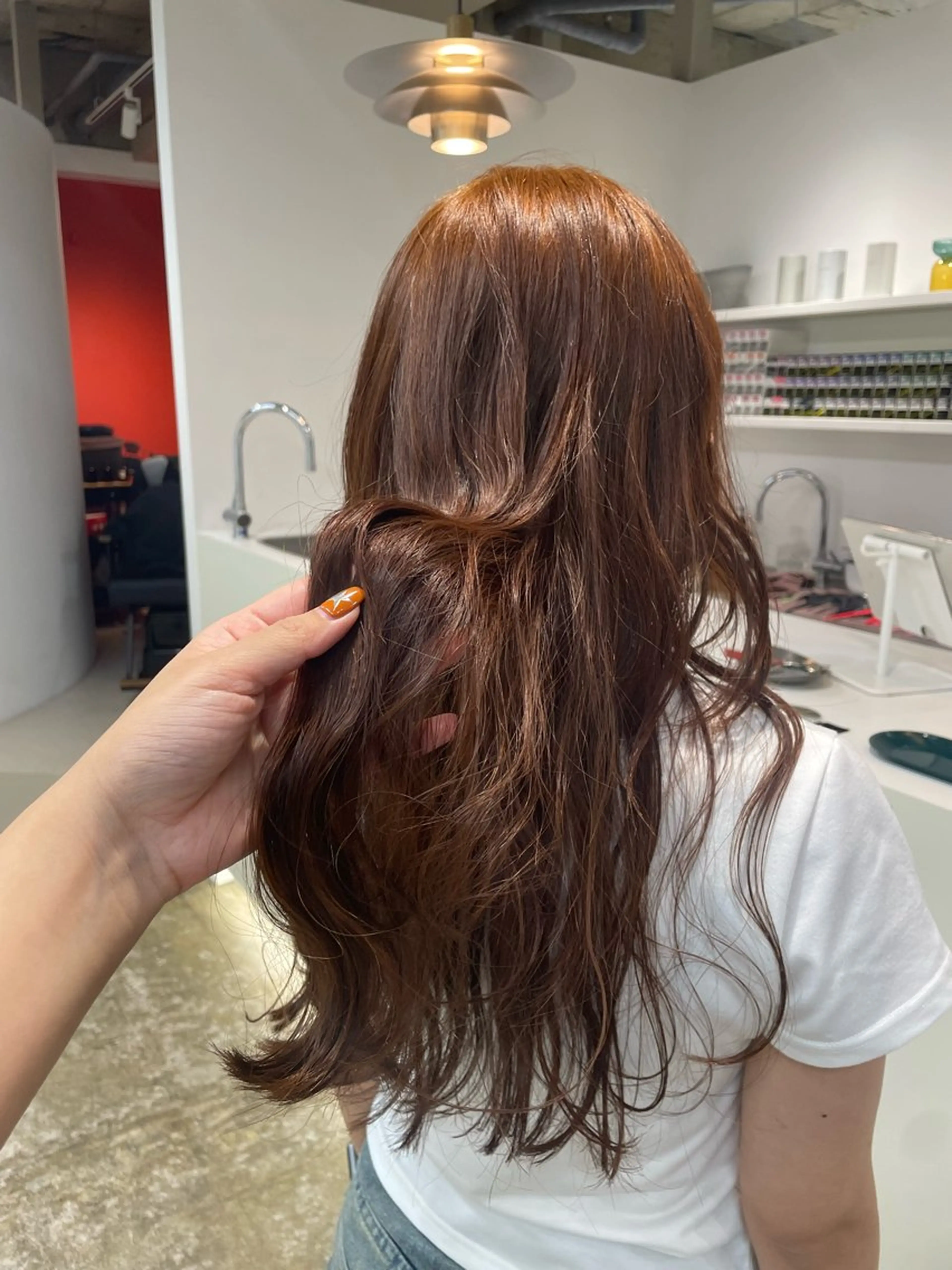 ロング カラー オレンジ カット ヘアカラー H I ＮＡのヘアスタイル
