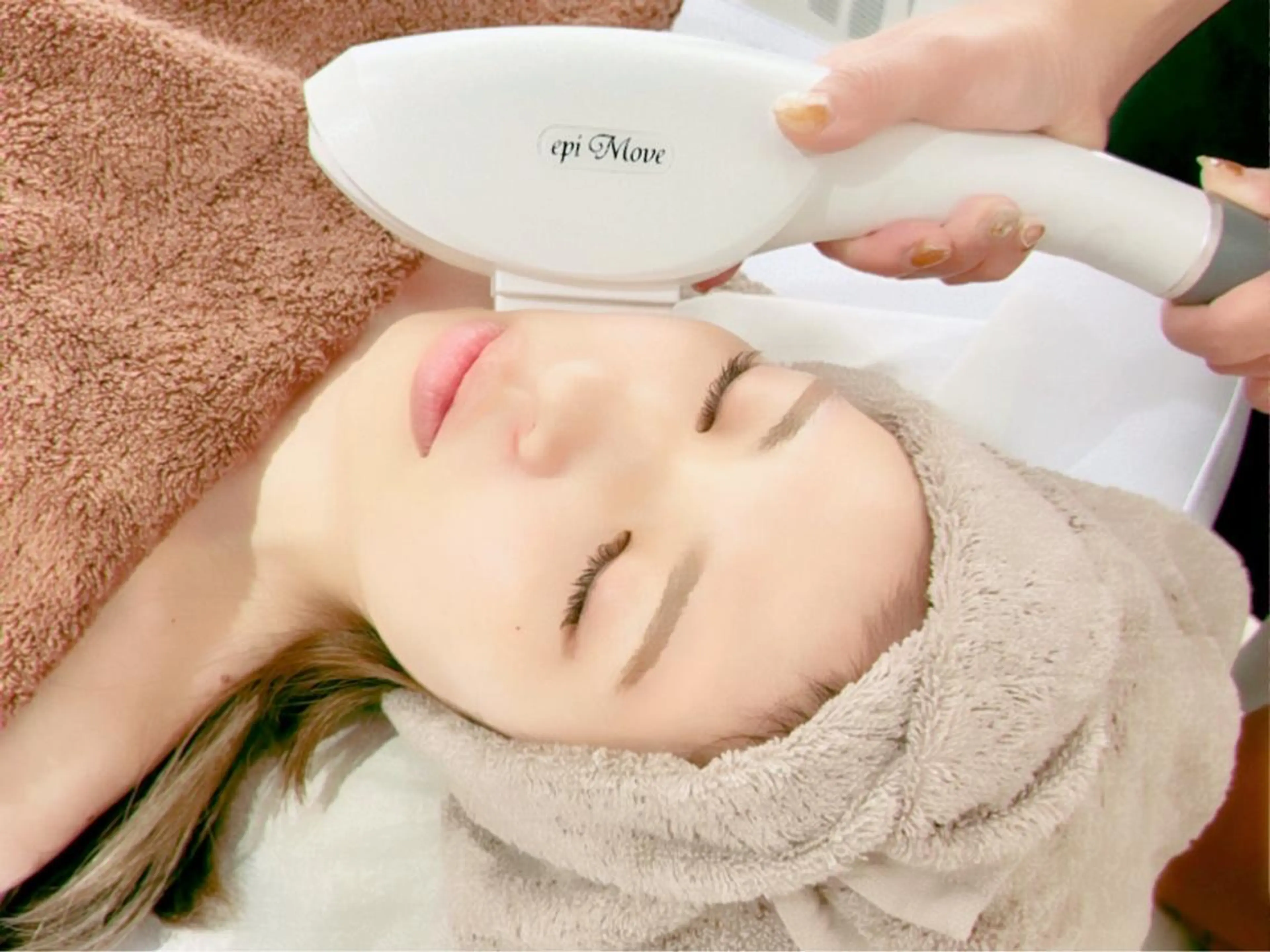 【全身ツルスベ＆水光肌ケア】全身脱毛＋ハーブピーリング　¥ 22,500→¥14,500の写真