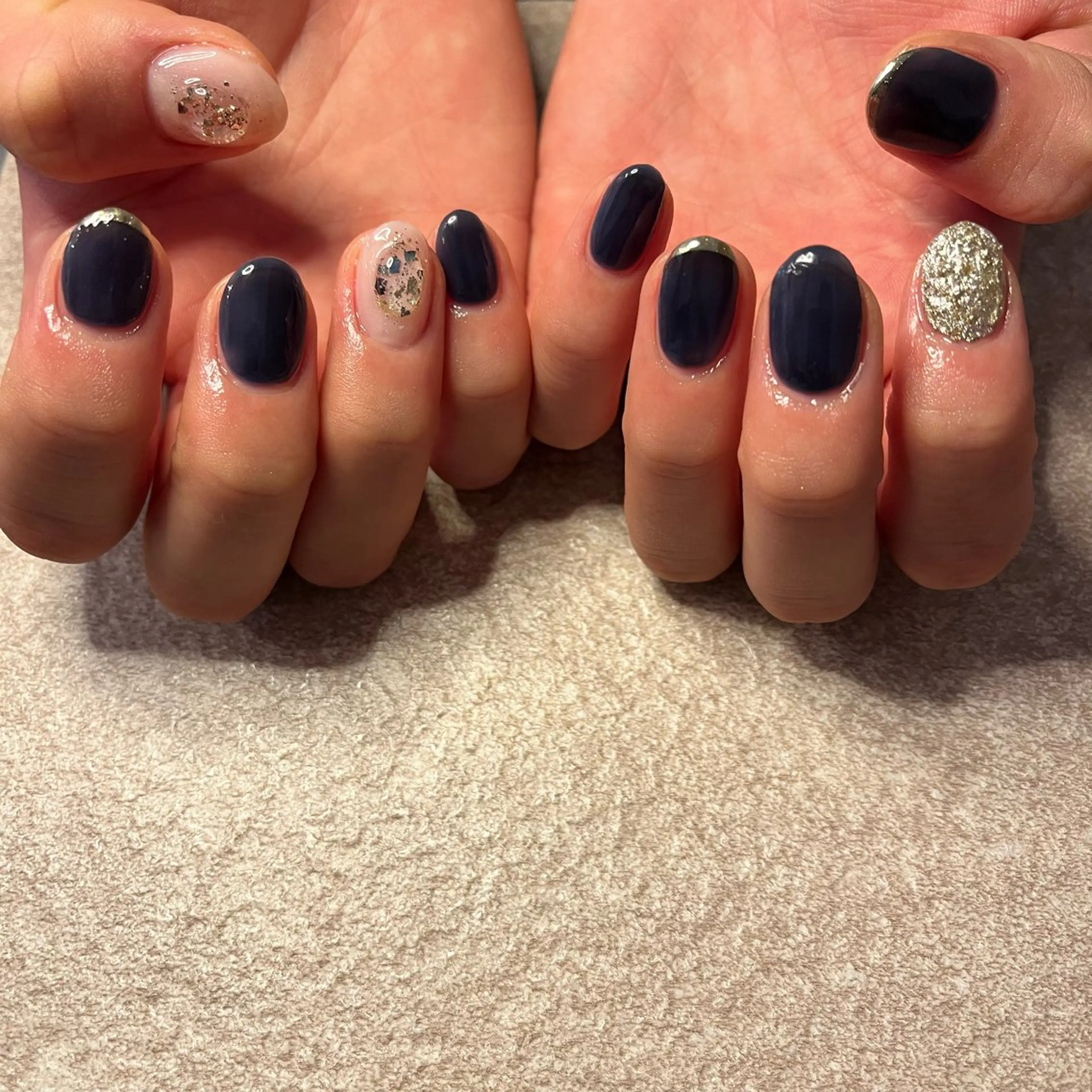 ネイル アートネイル ジェルネイル マグネットネイル ワンカラーネイル パラジェル ハンドネイル nail slow.のネイルデザイン