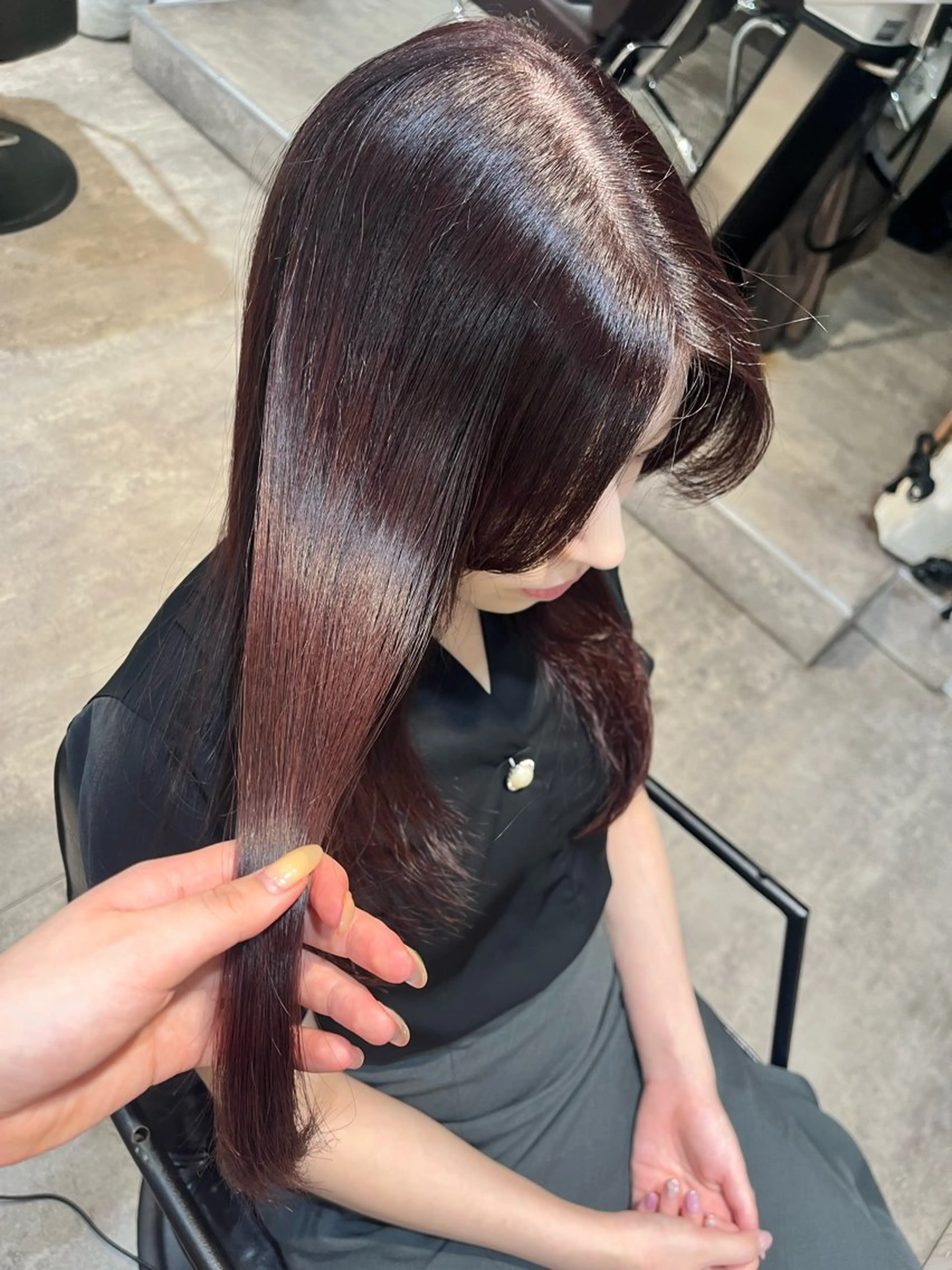ロング ヘアカラー トリートメント ヘッドスパ 個性派デザインカラー 👶RENAのヘアスタイル