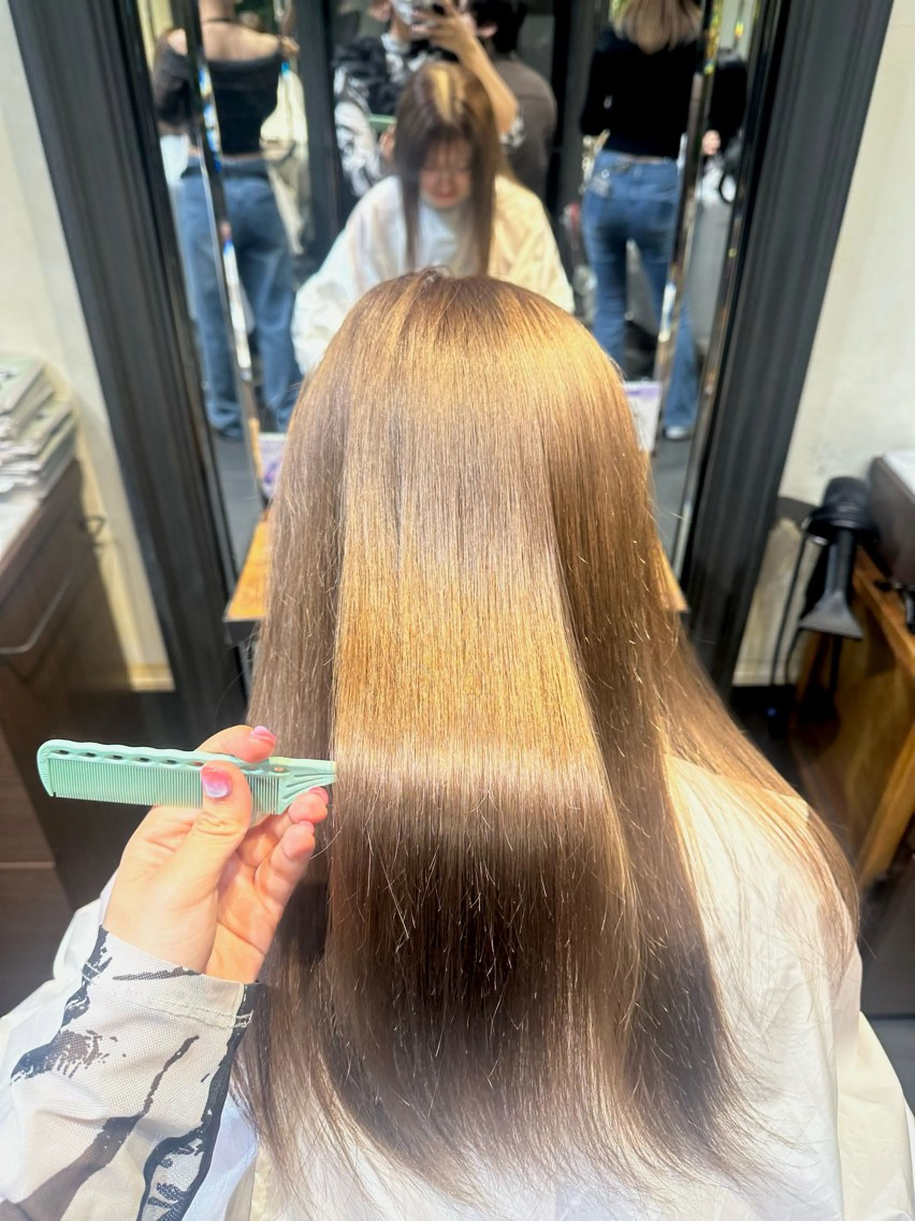 ロング MINX ginza【ミンクス銀座】美容室所属・大野 樹奈のヘアスタイル