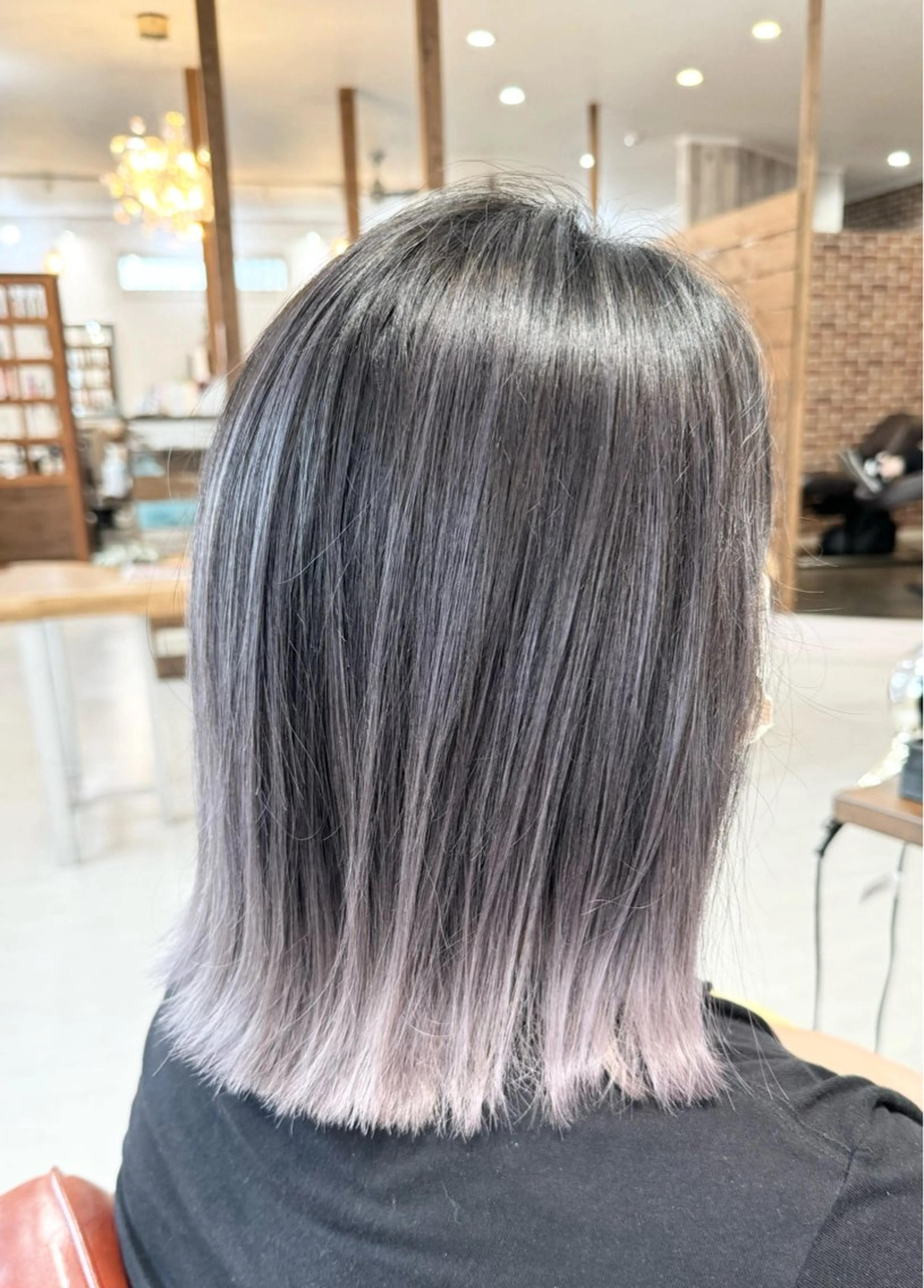 ミディアム カラー バレイヤージュ ブリーチ ケアブリーチ デザインカラー ダブルカラー カット ヘアカラー トリートメント Salon de Qualia(サロンドクオリア)所属・Salon de Qualia杉下　涼のヘアスタイル