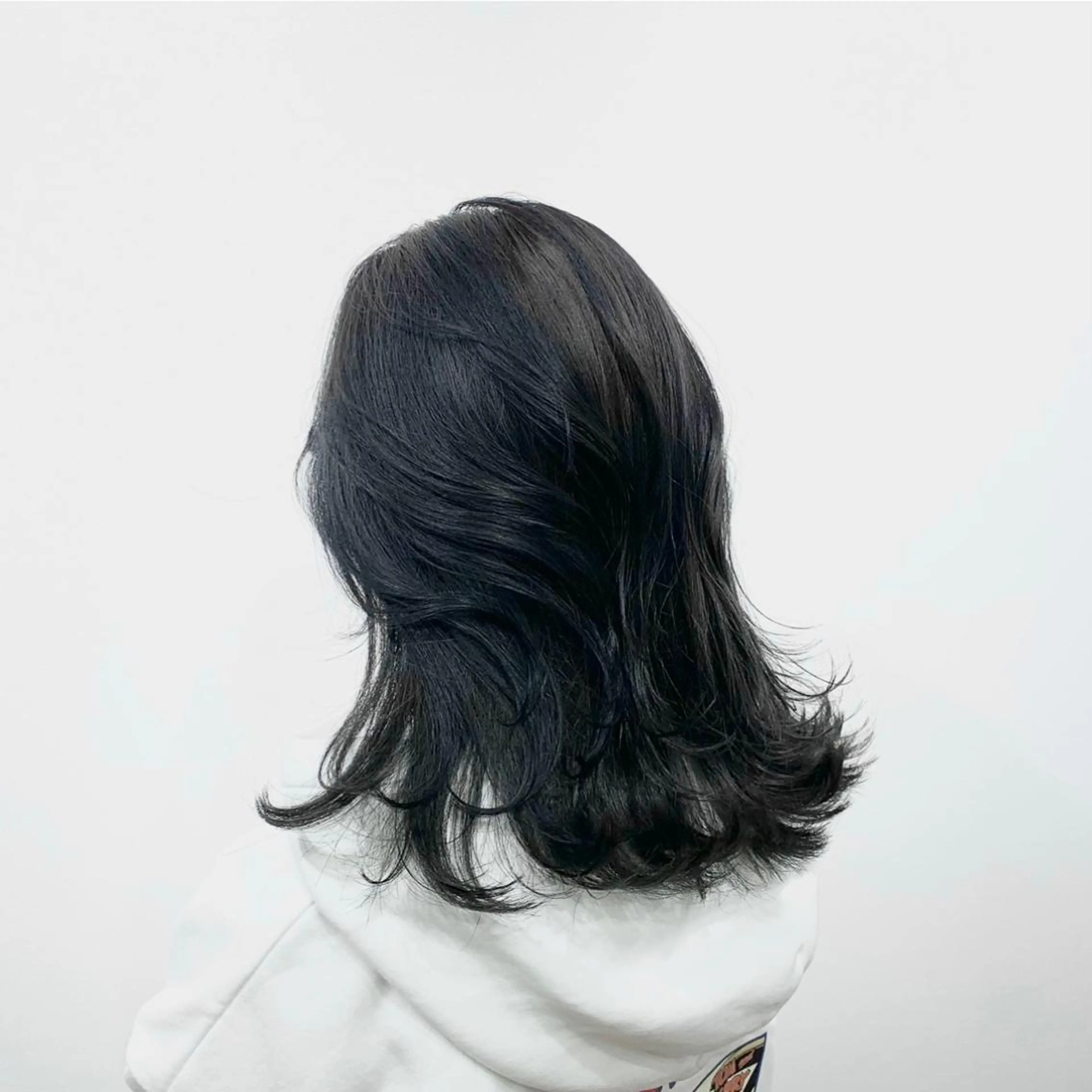 セミロング カラー ヘアアレンジ キヨミ 韓国レイヤーカットのヘアスタイル