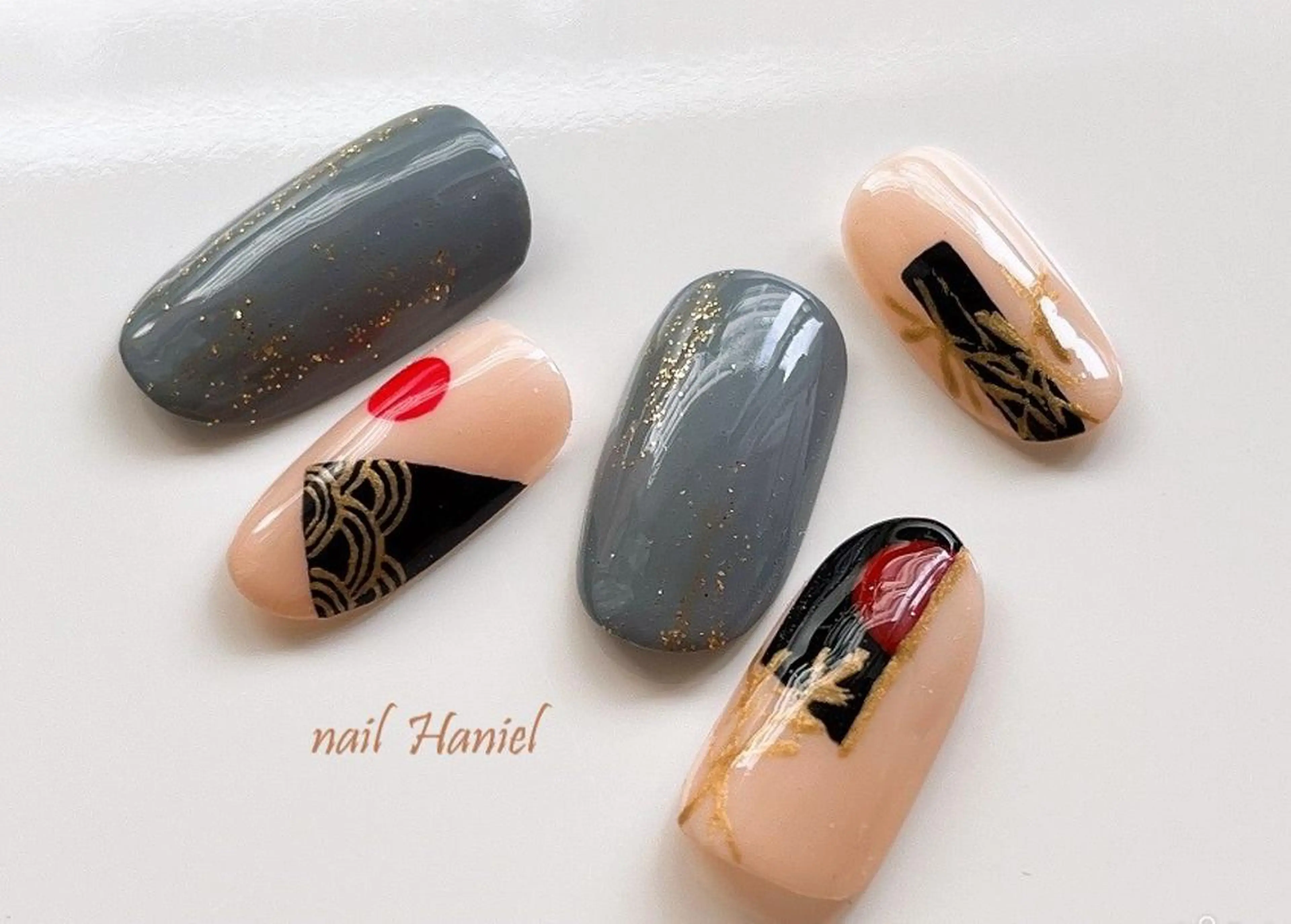 ネイル アートネイル ジェルネイル パラジェル nail Haniel所属・半蔵門サロンハニエル 魅神 ちよのネイルデザイン